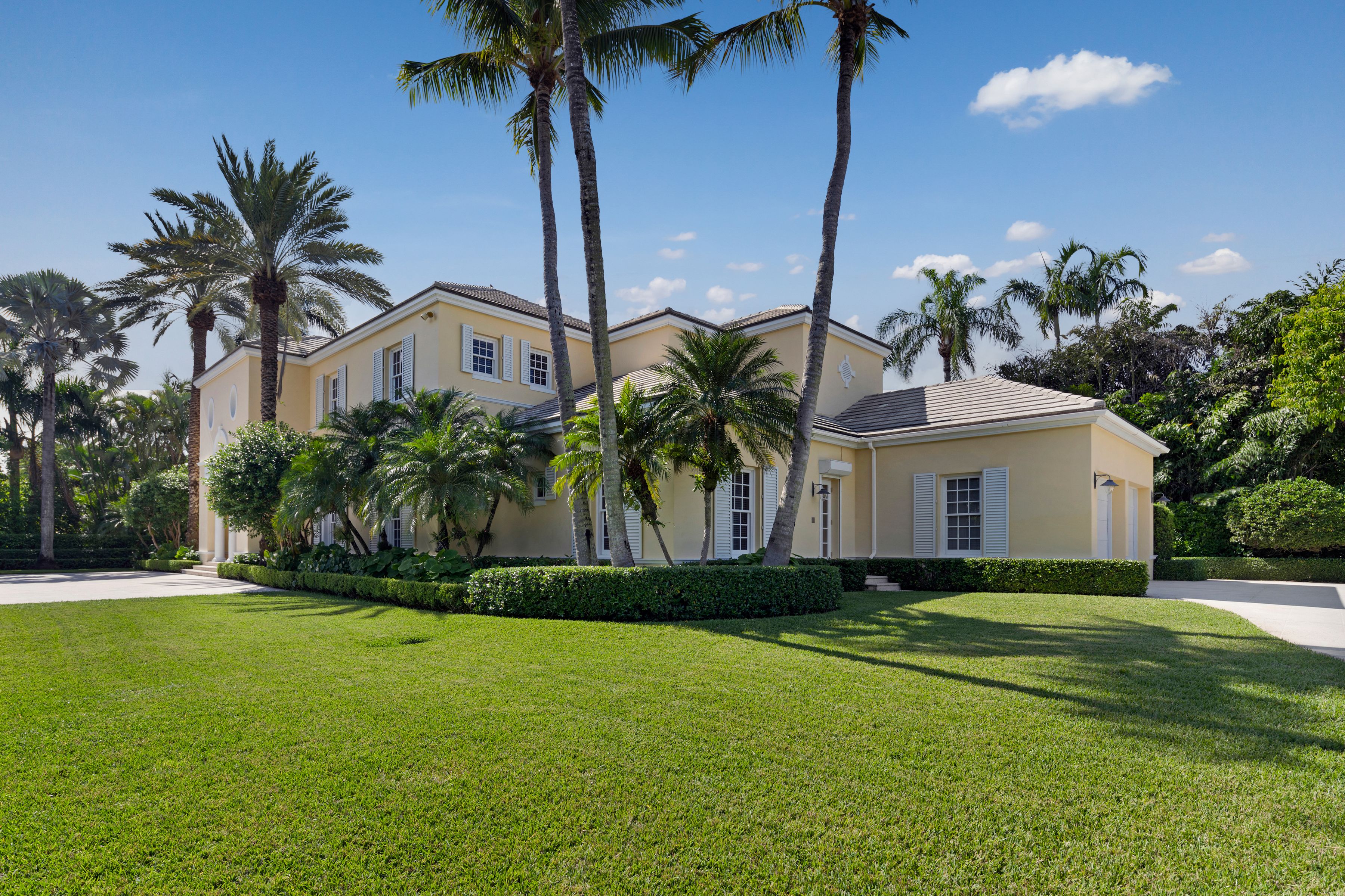 510 N Lake Way, Palm Beach, FL