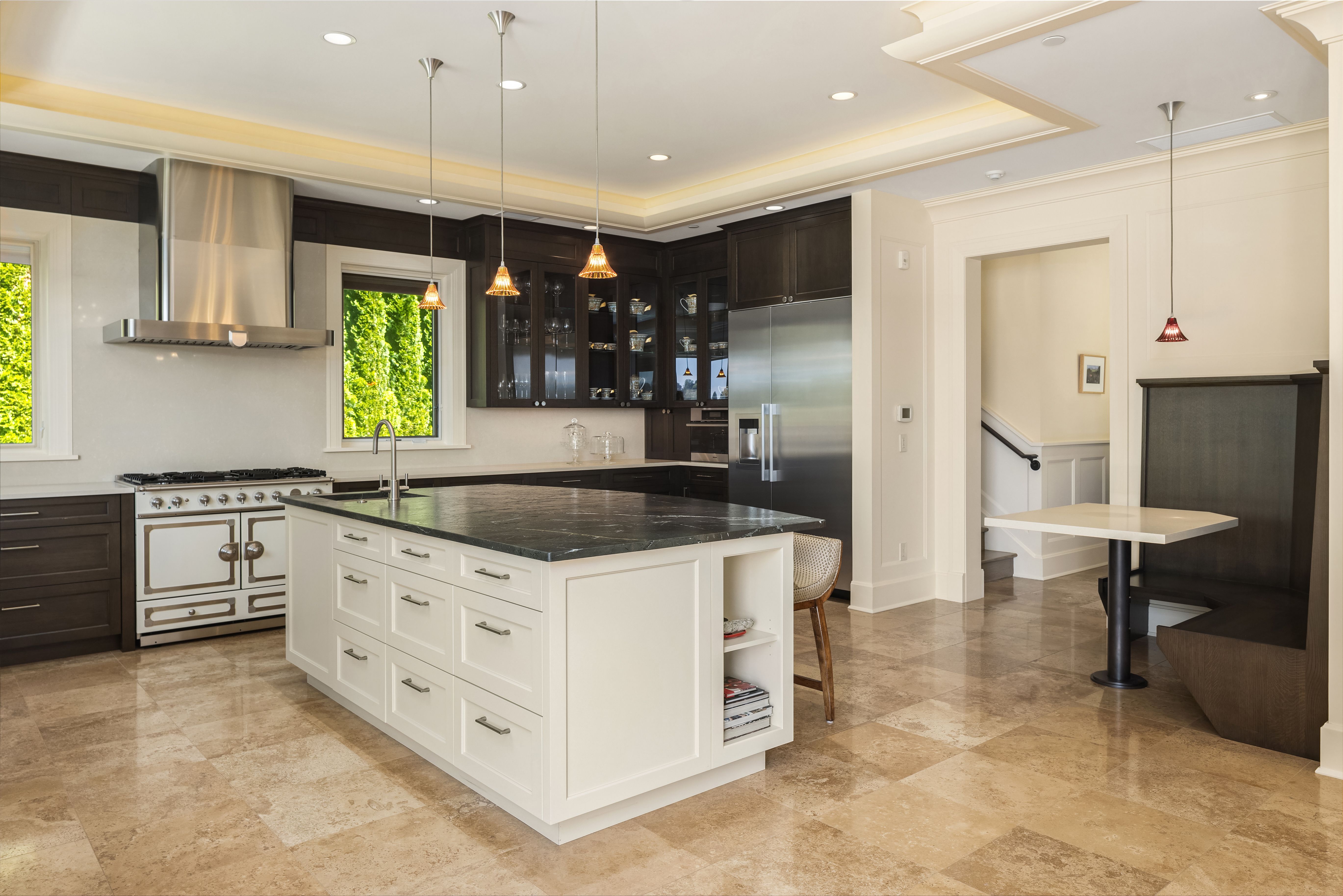 628252 RE Undisclosed, Mercer Island, WA