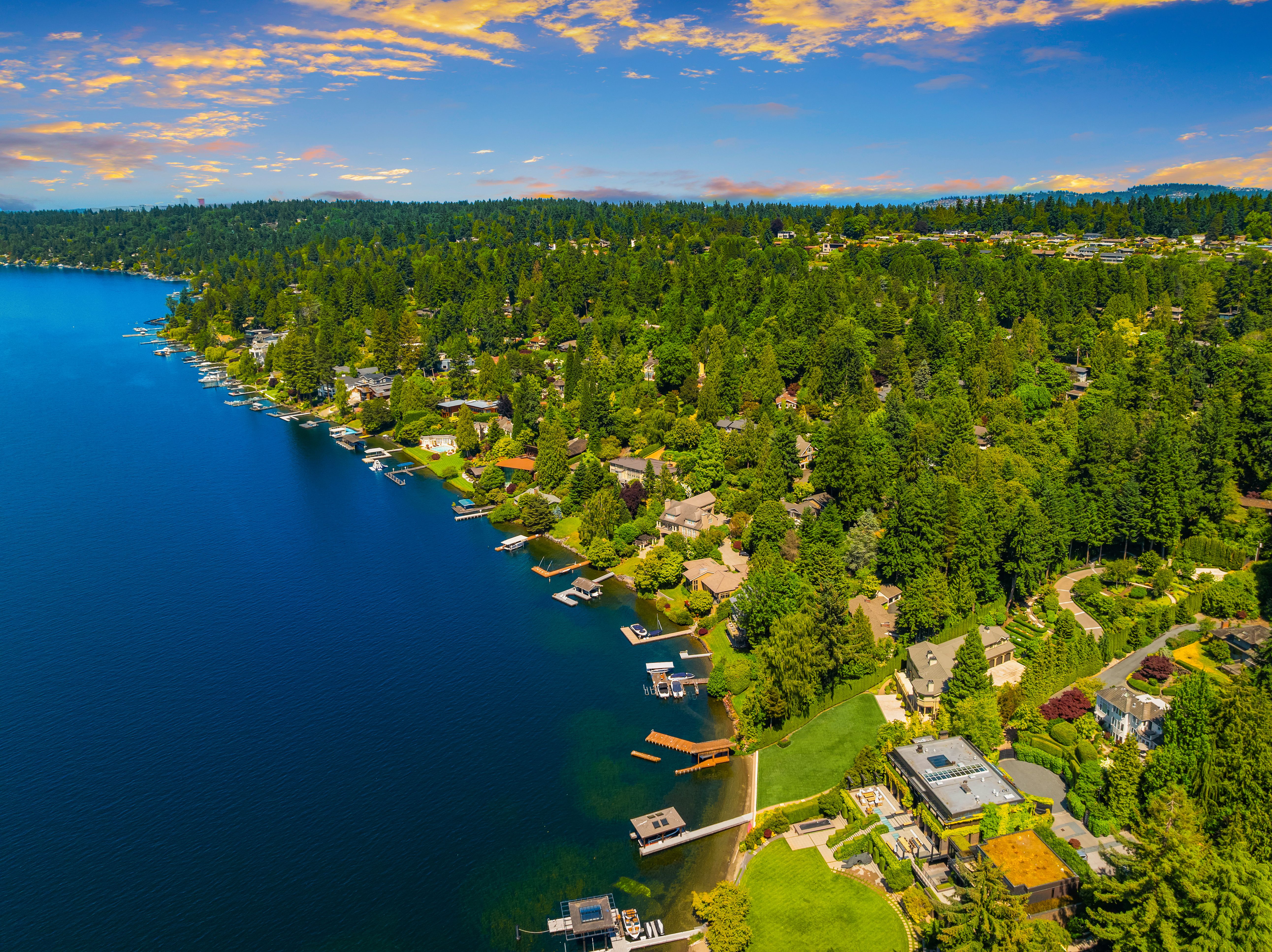 628252 RE Undisclosed, Mercer Island, WA