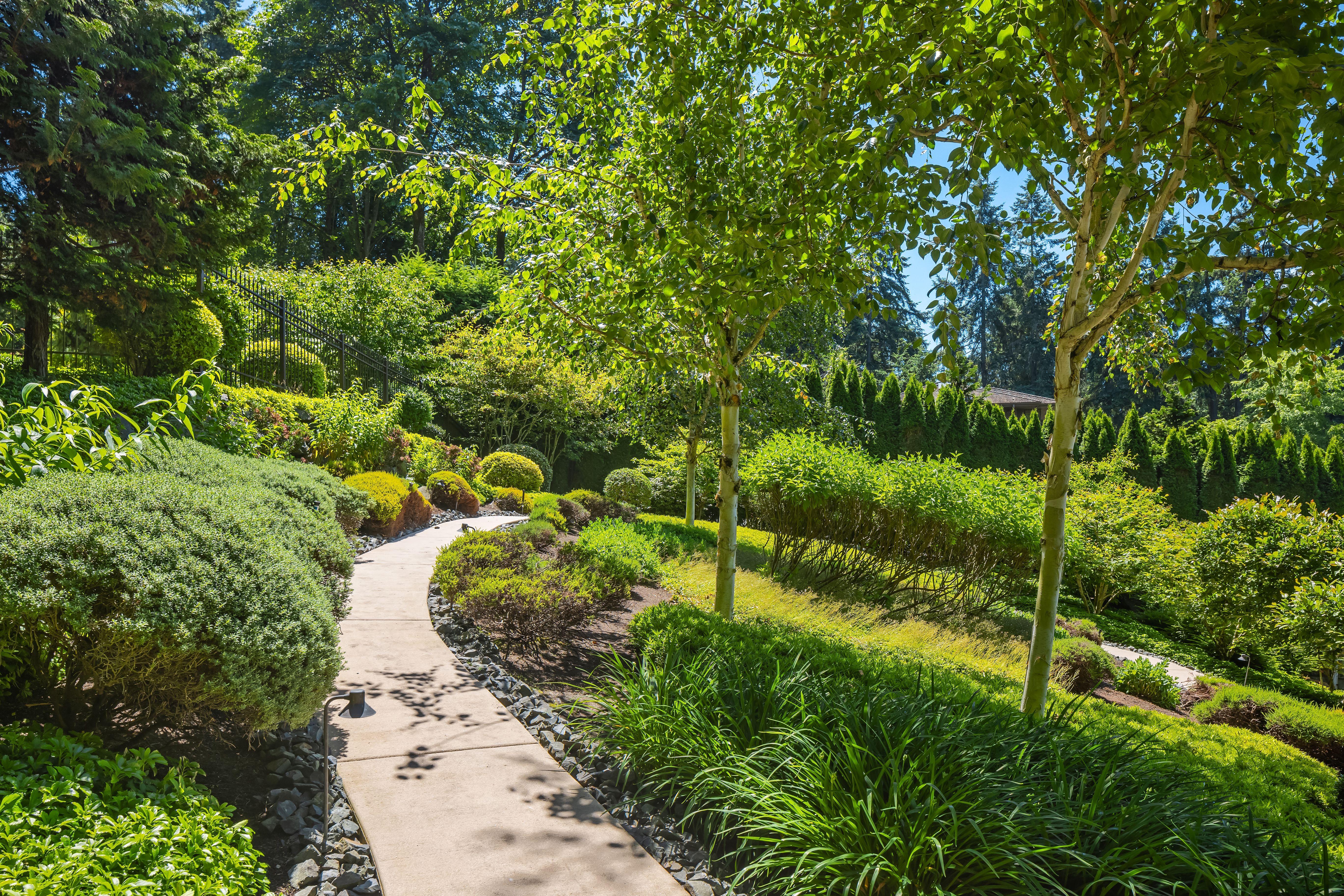628252 RE Undisclosed, Mercer Island, WA