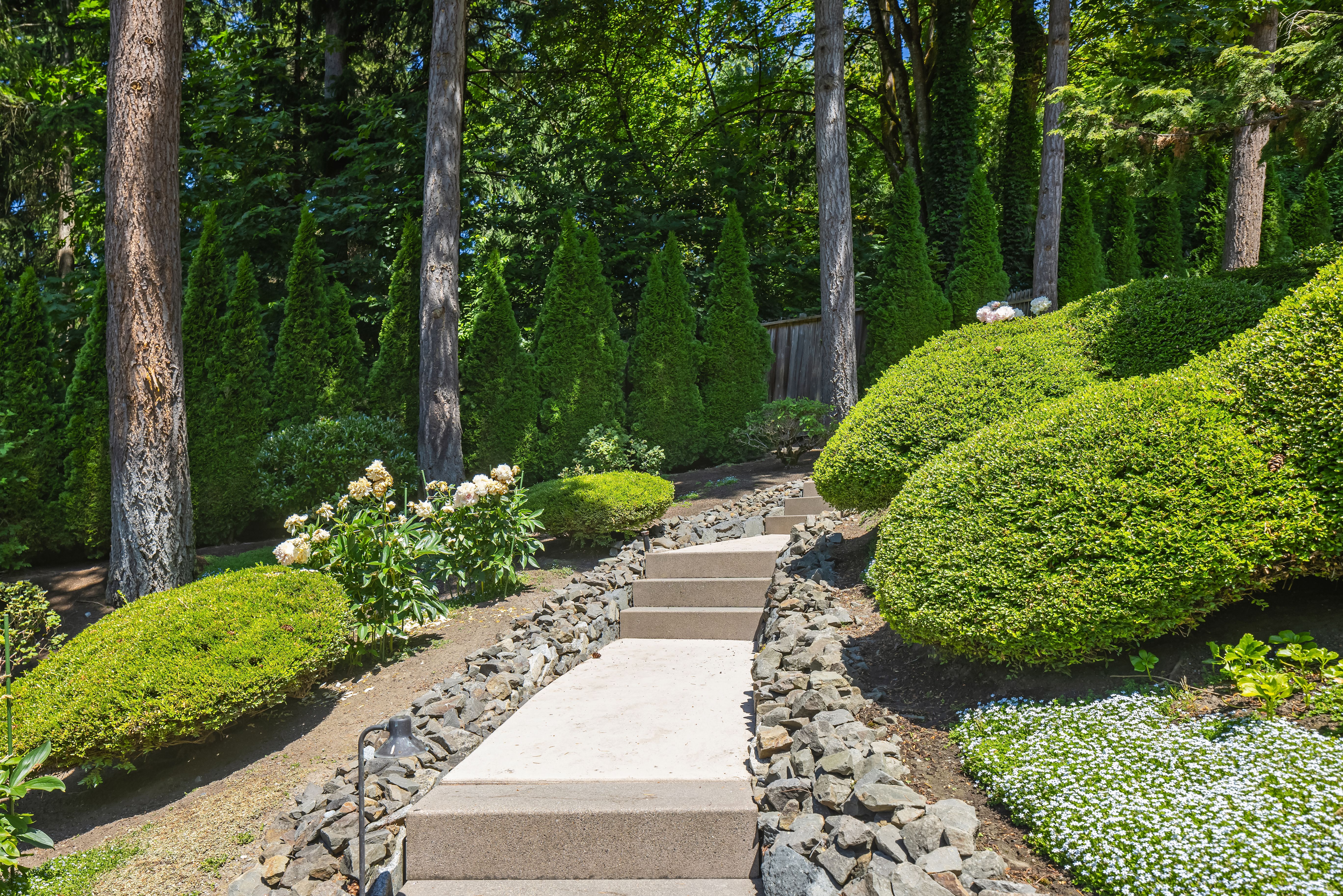 628252 RE Undisclosed, Mercer Island, WA