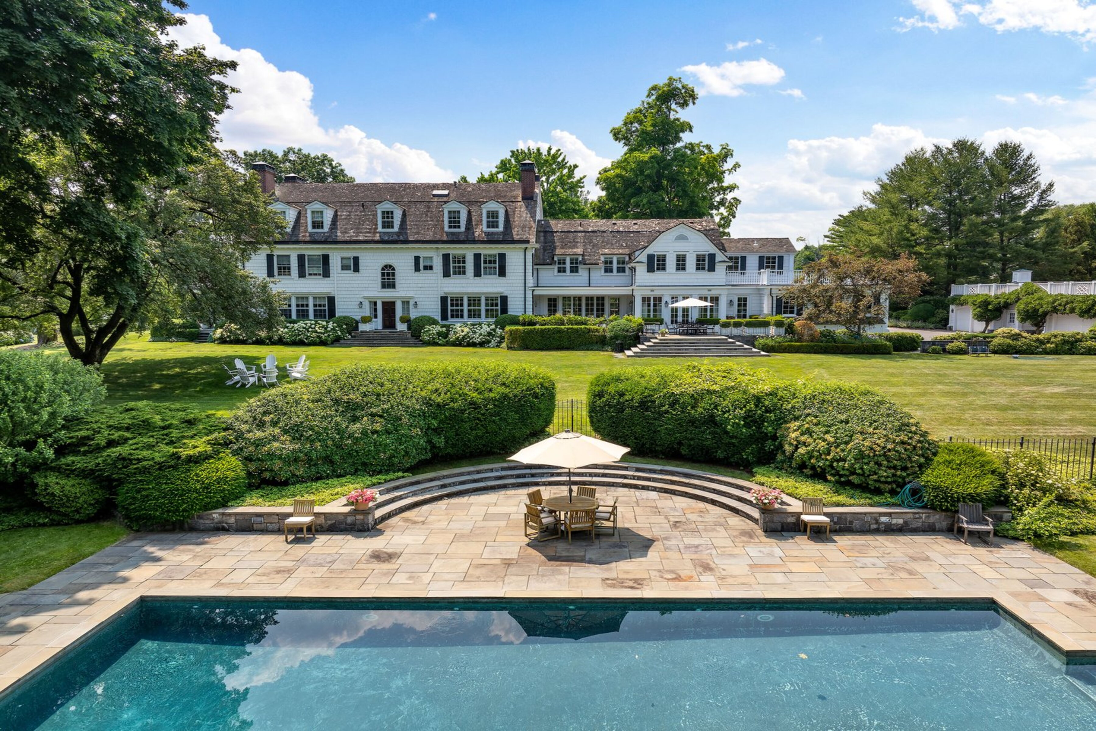 10 Meadow Lane, Purchase, CT