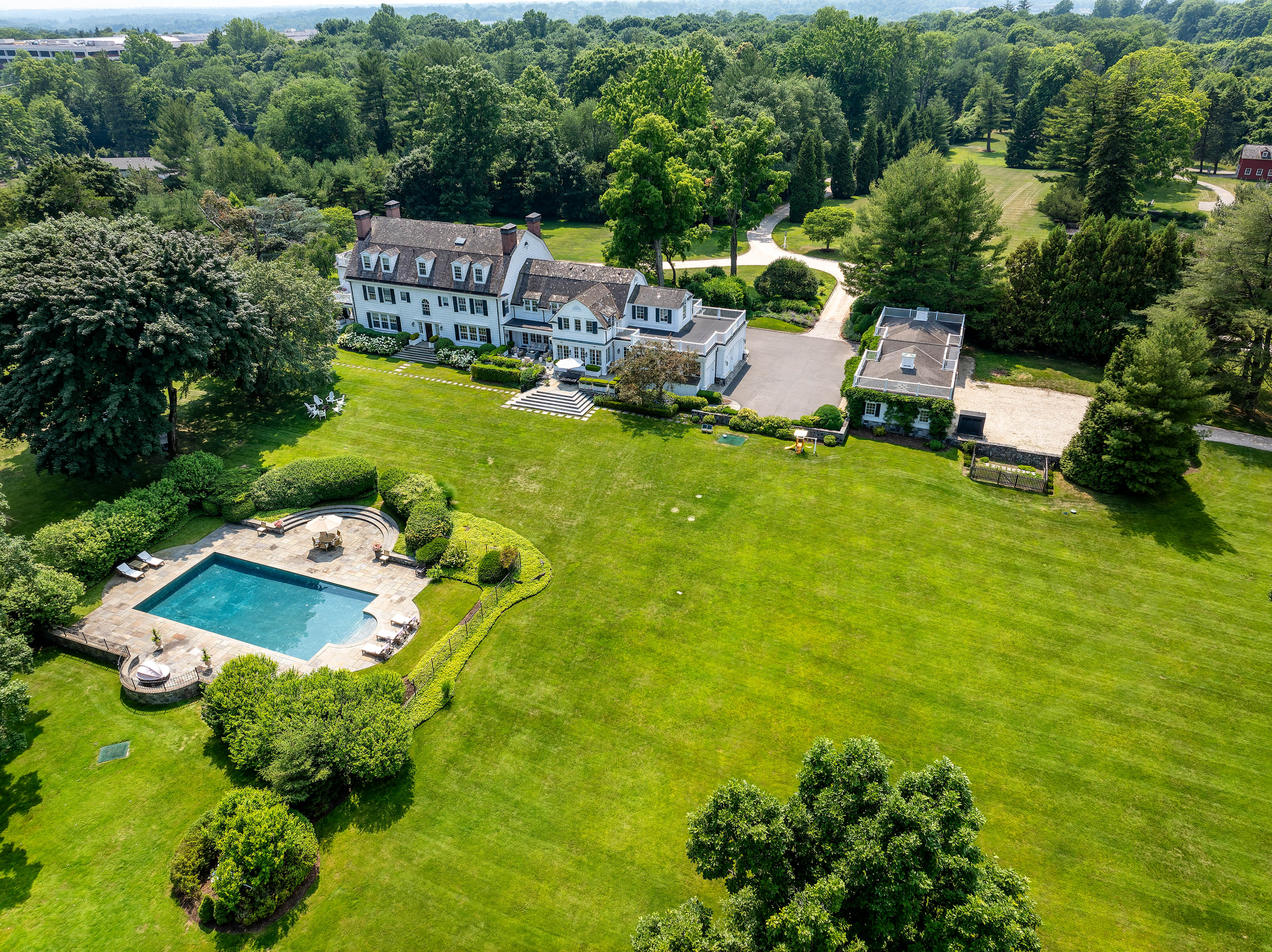 10 Meadow Lane, Purchase, CT
