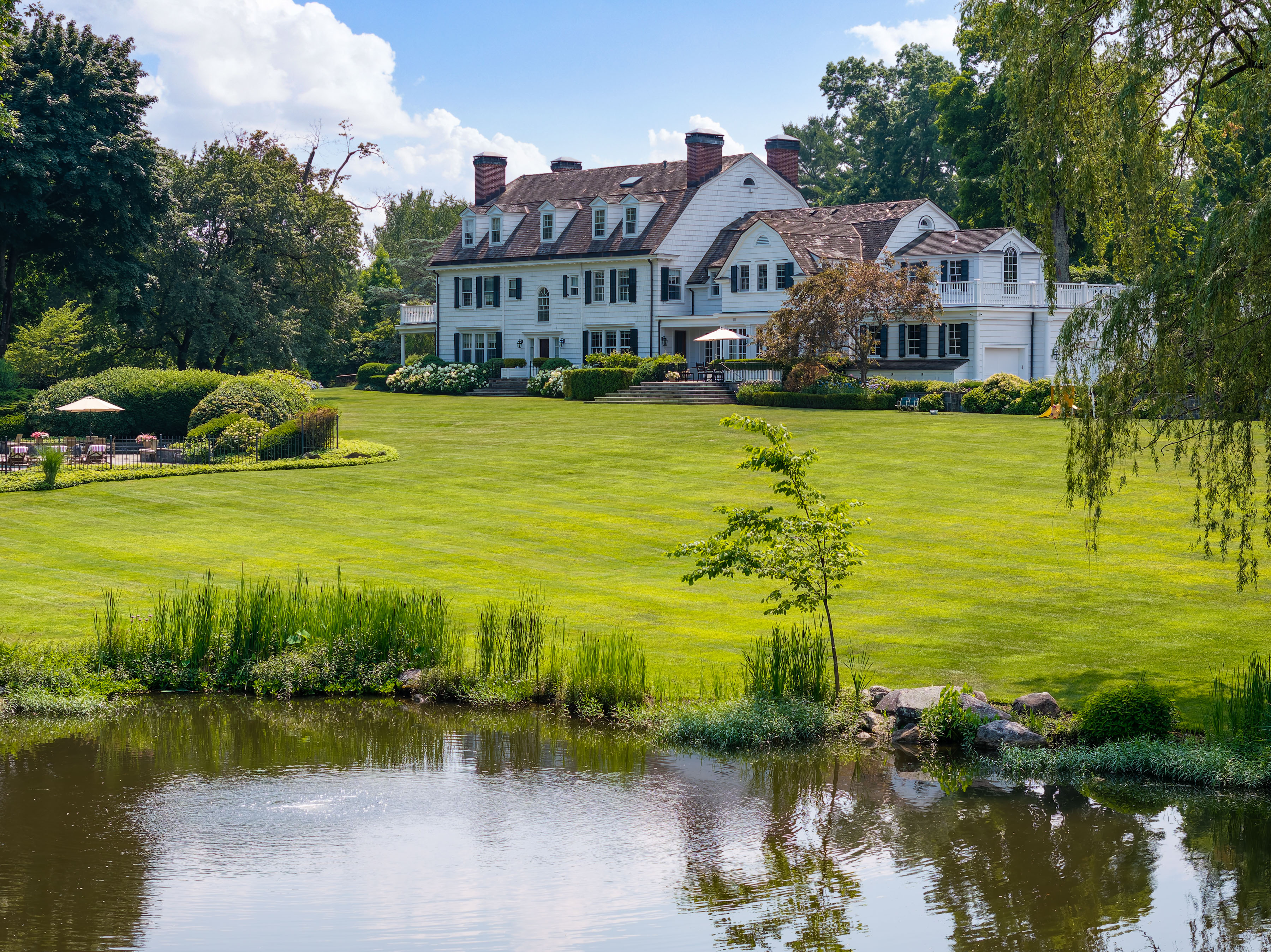 10 Meadow Lane, Purchase, CT
