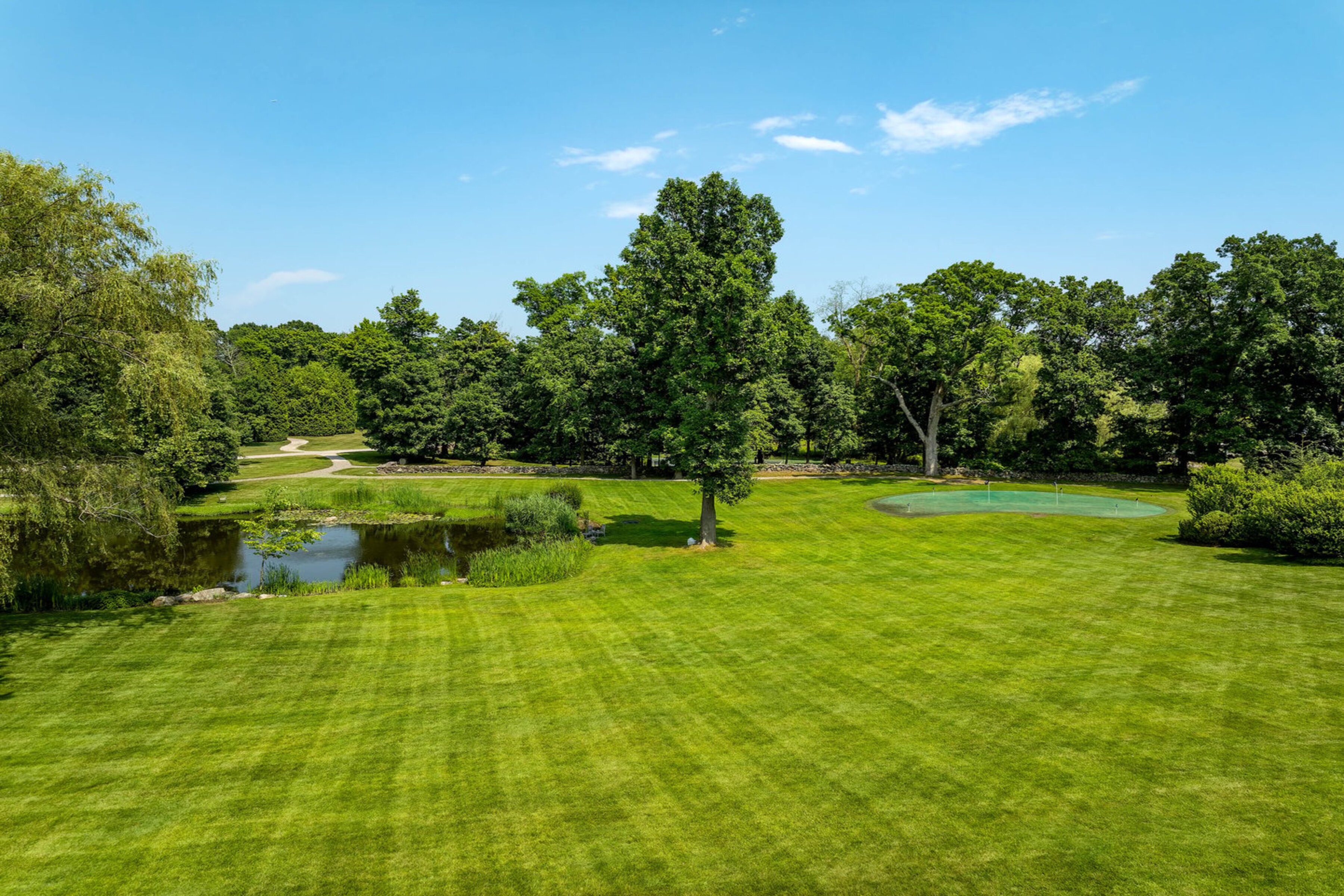10 Meadow Lane, Purchase, CT