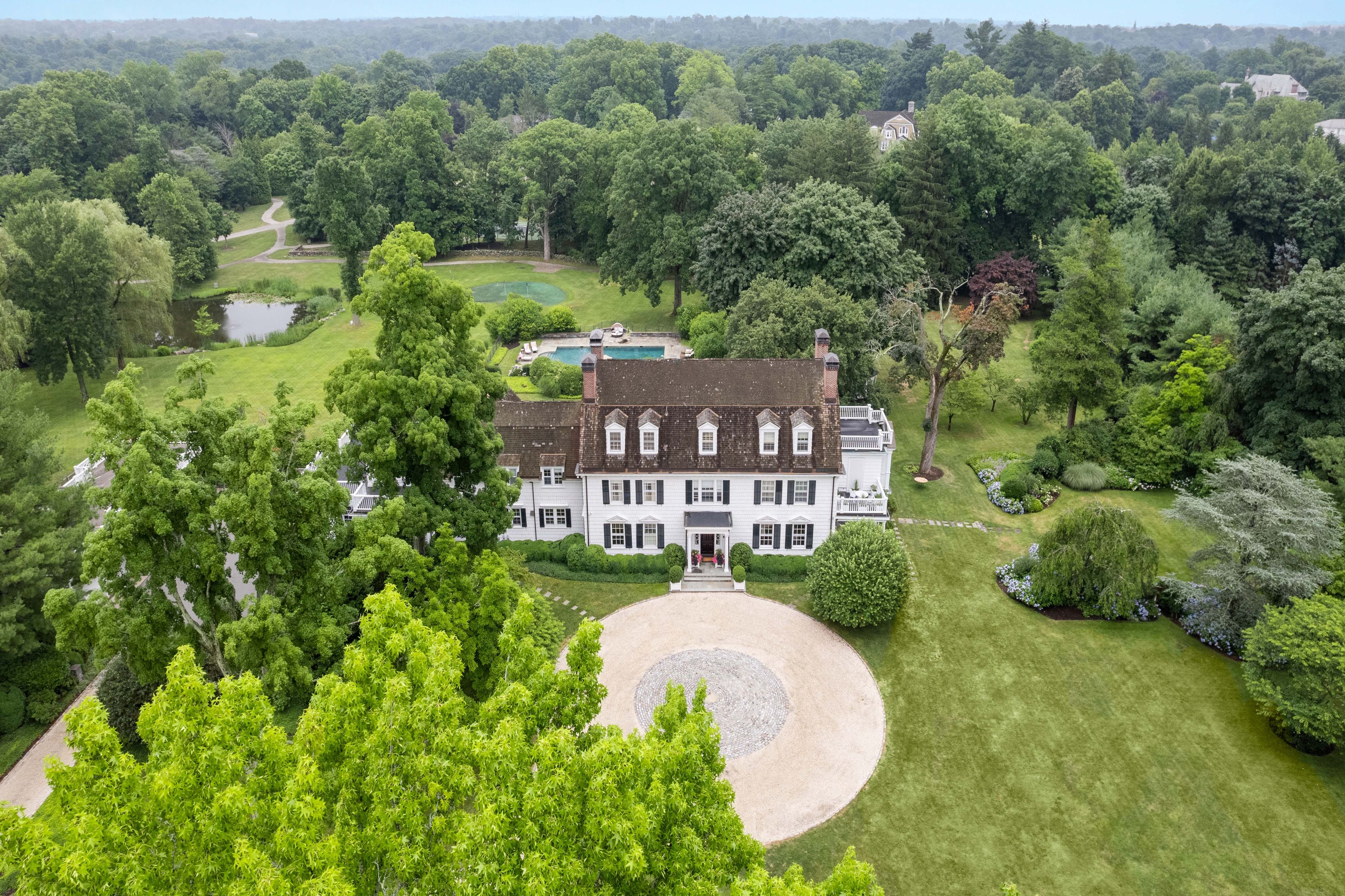 10 Meadow Lane, Purchase, CT