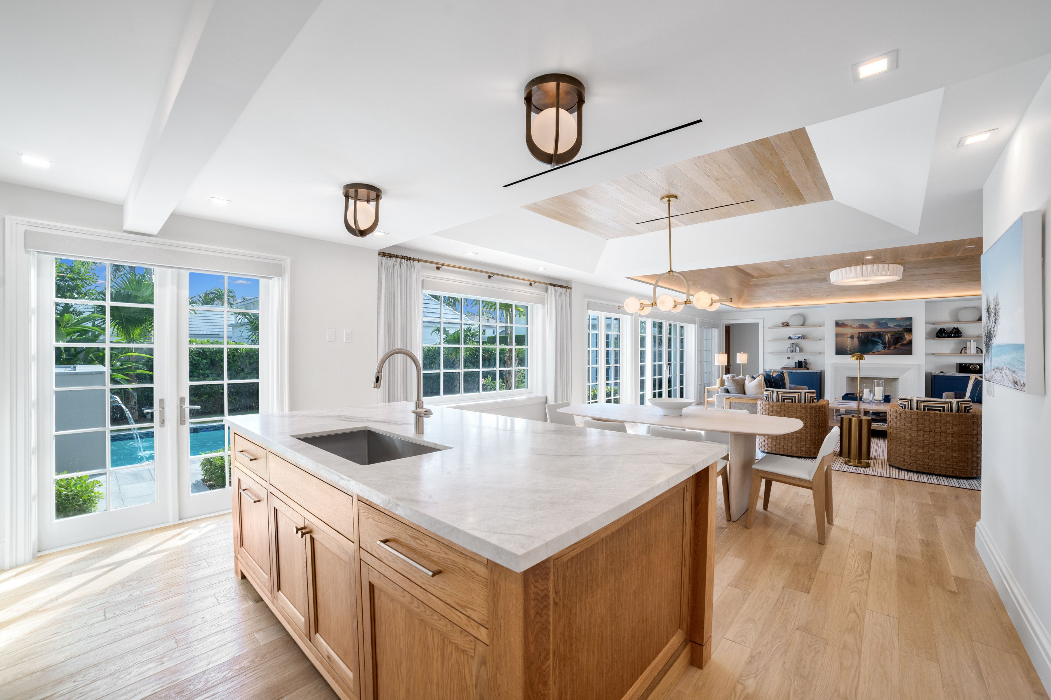 284 Monterey Road