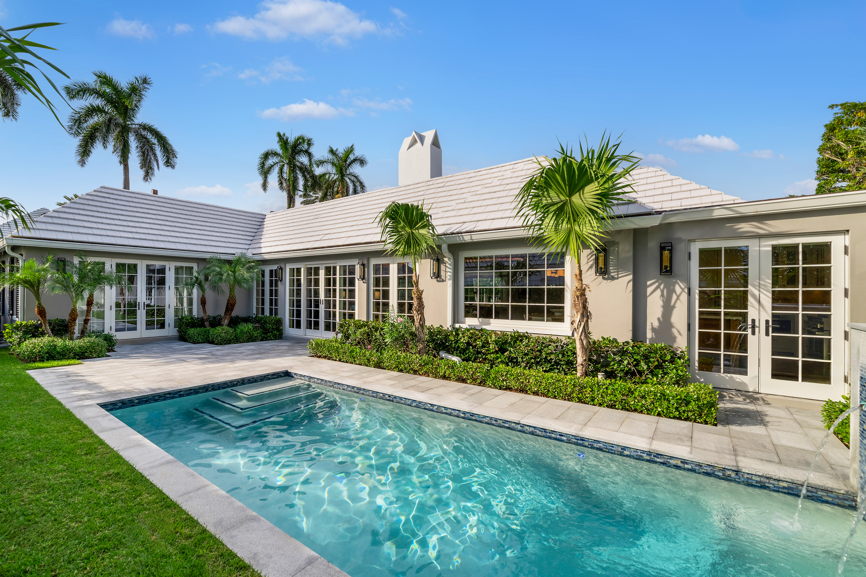 284 Monterey Road