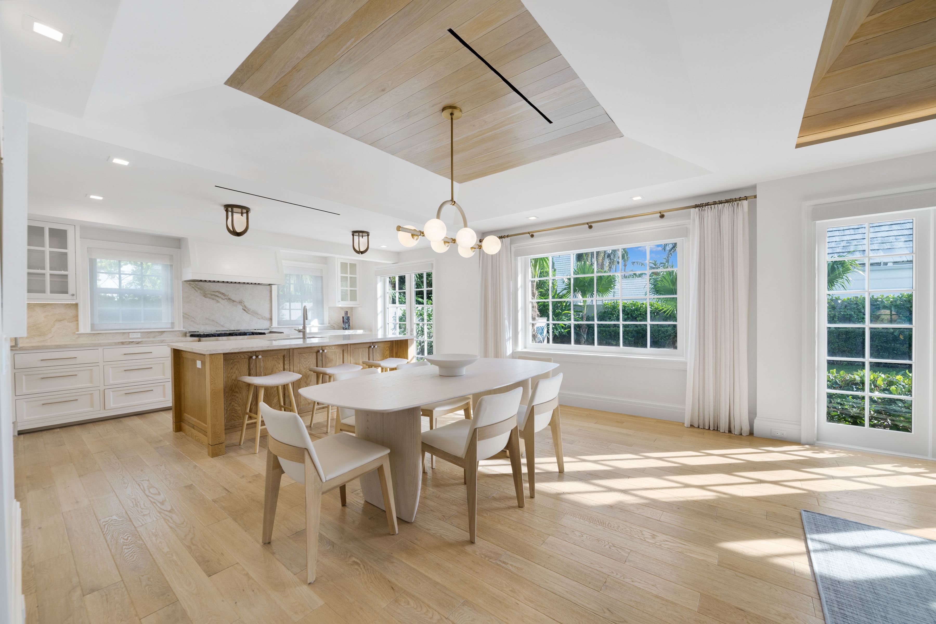 284 Monterey Road