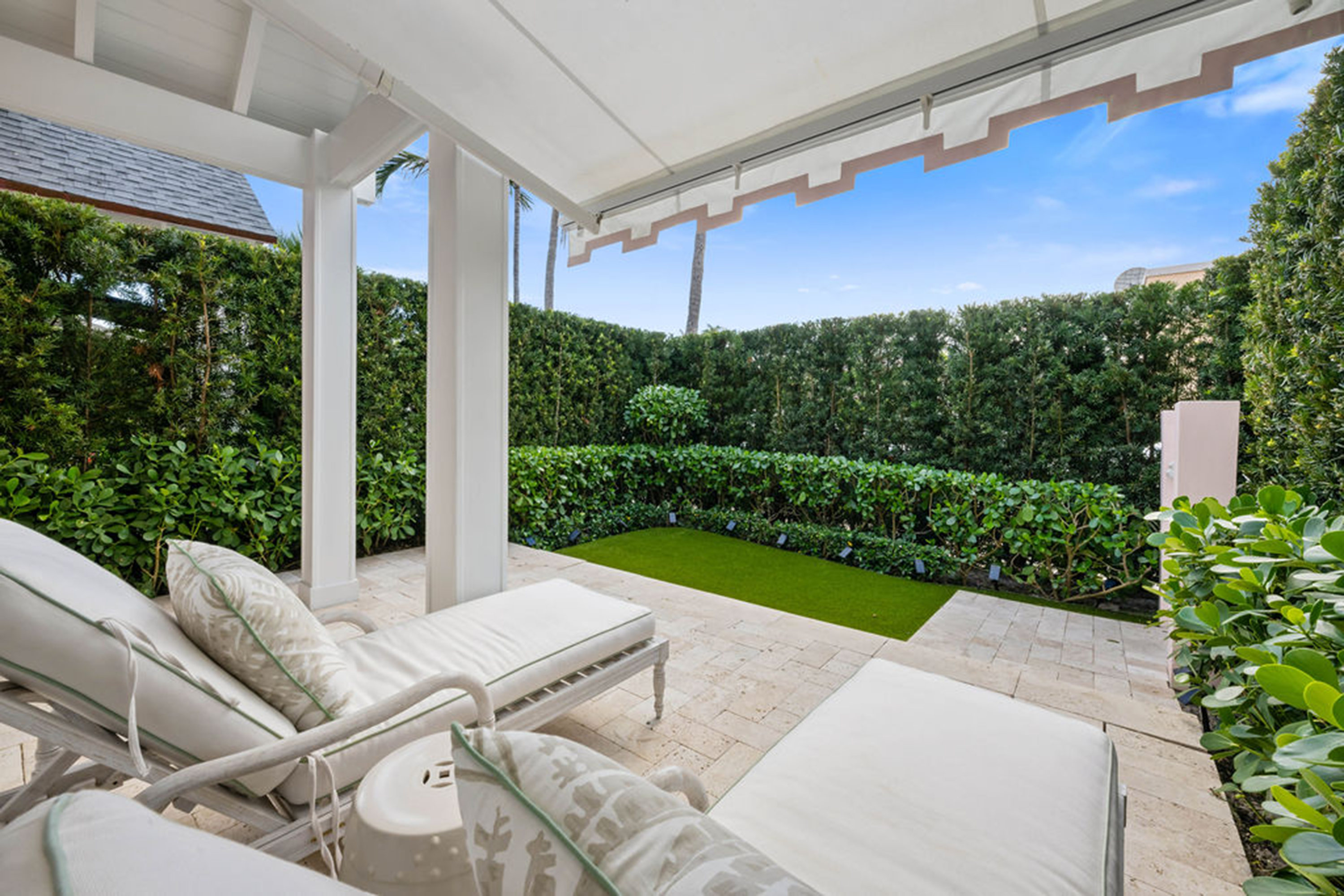 173 Peruvian Avenue 5