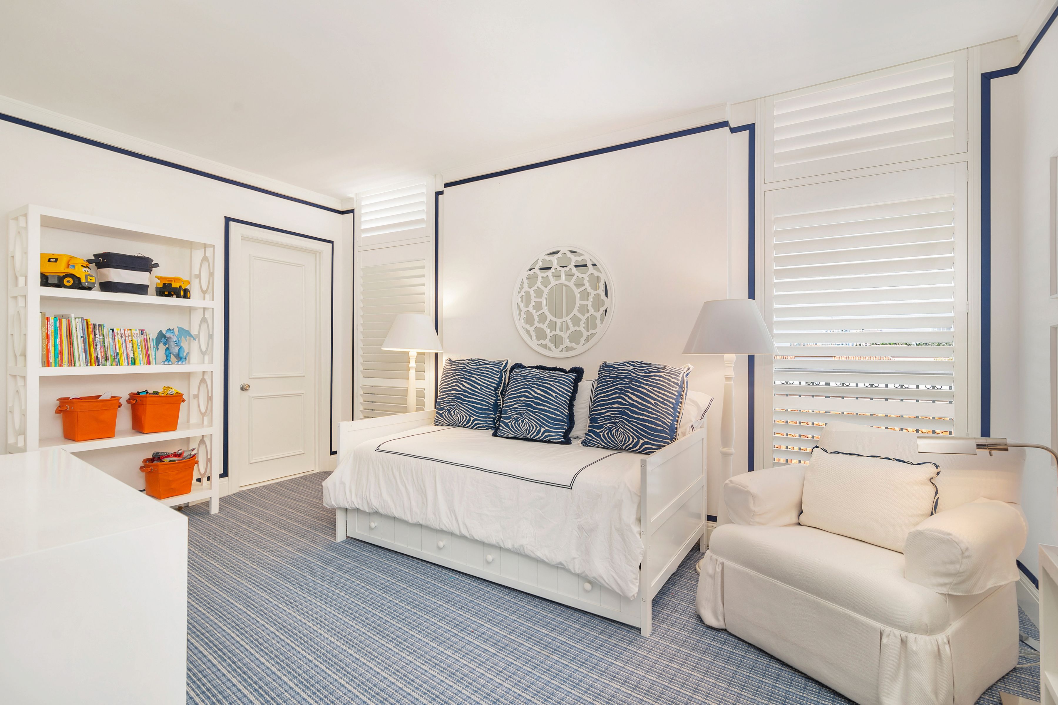 100 Royal Palm Way G4