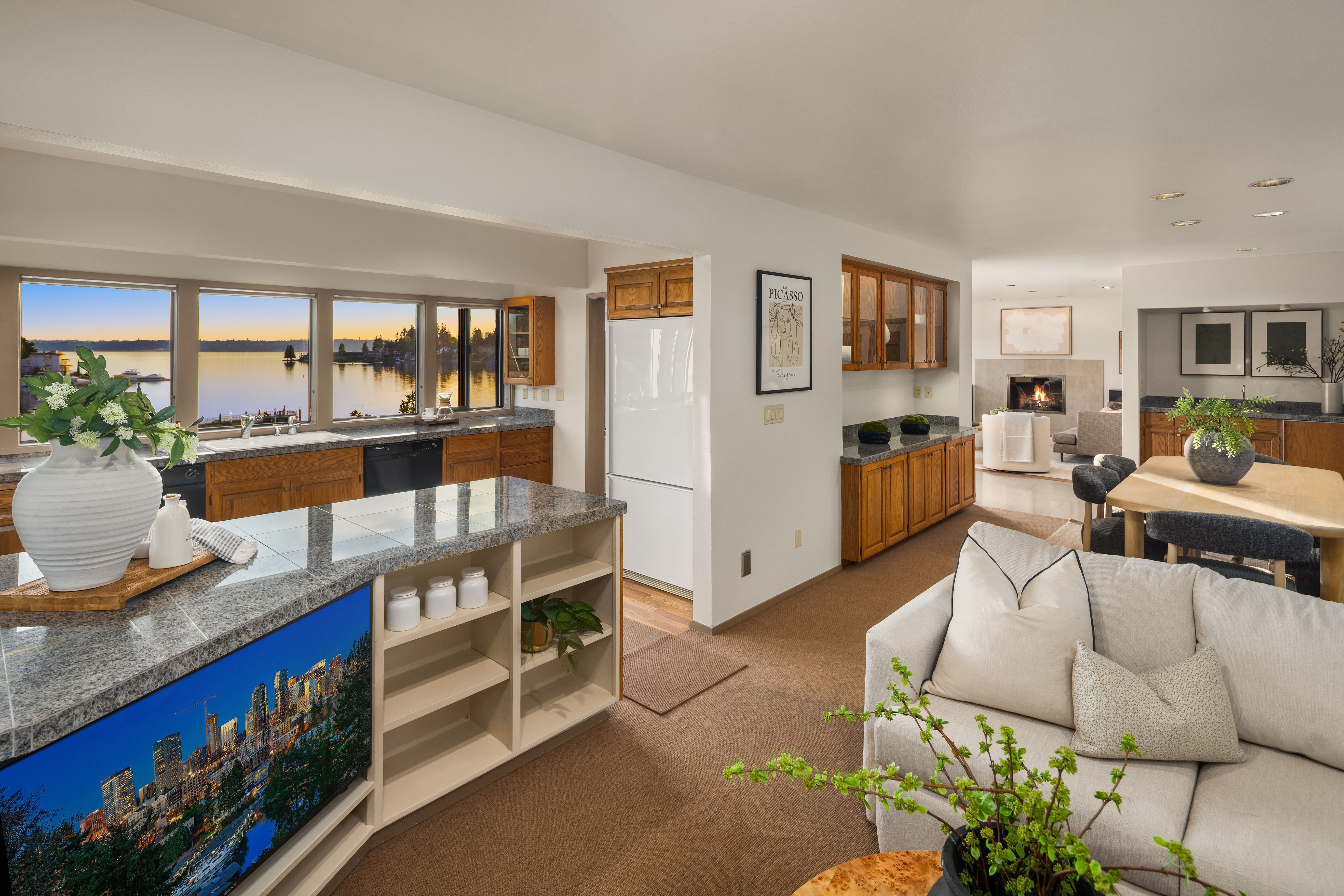 9903 Lake Washington Blvd NE #201