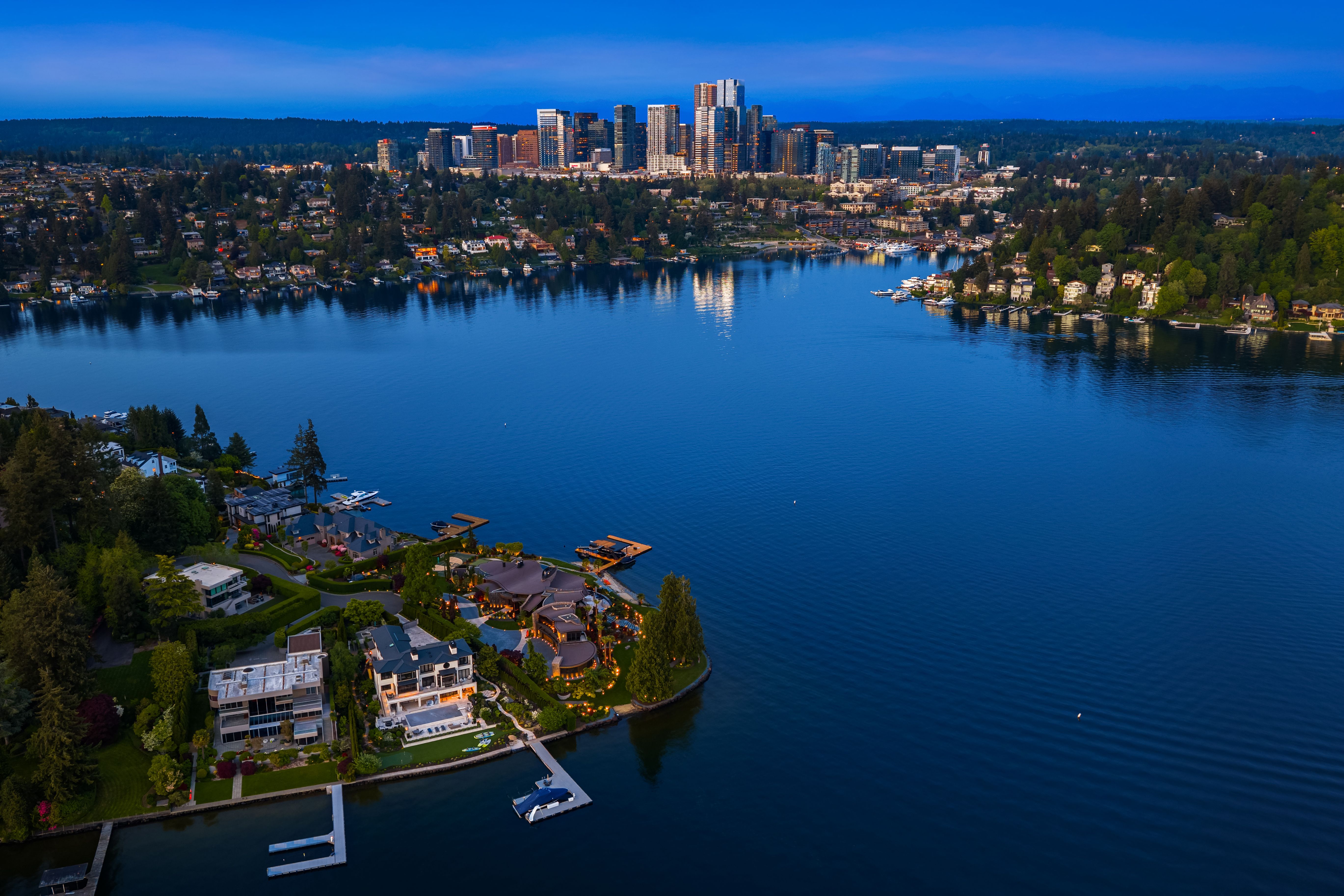 9903 Lake Washington Blvd NE #201