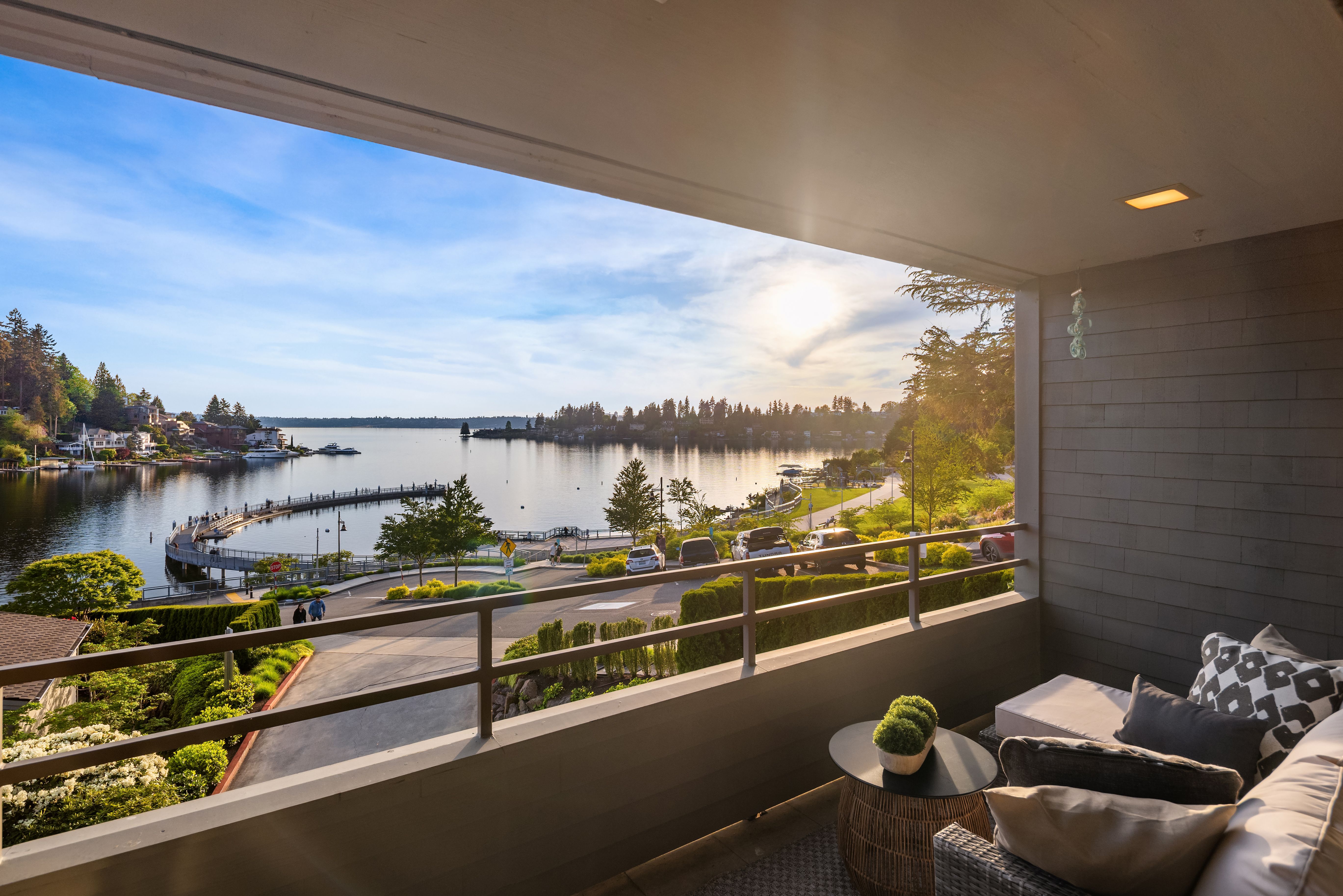 9903 Lake Washington Blvd NE #201