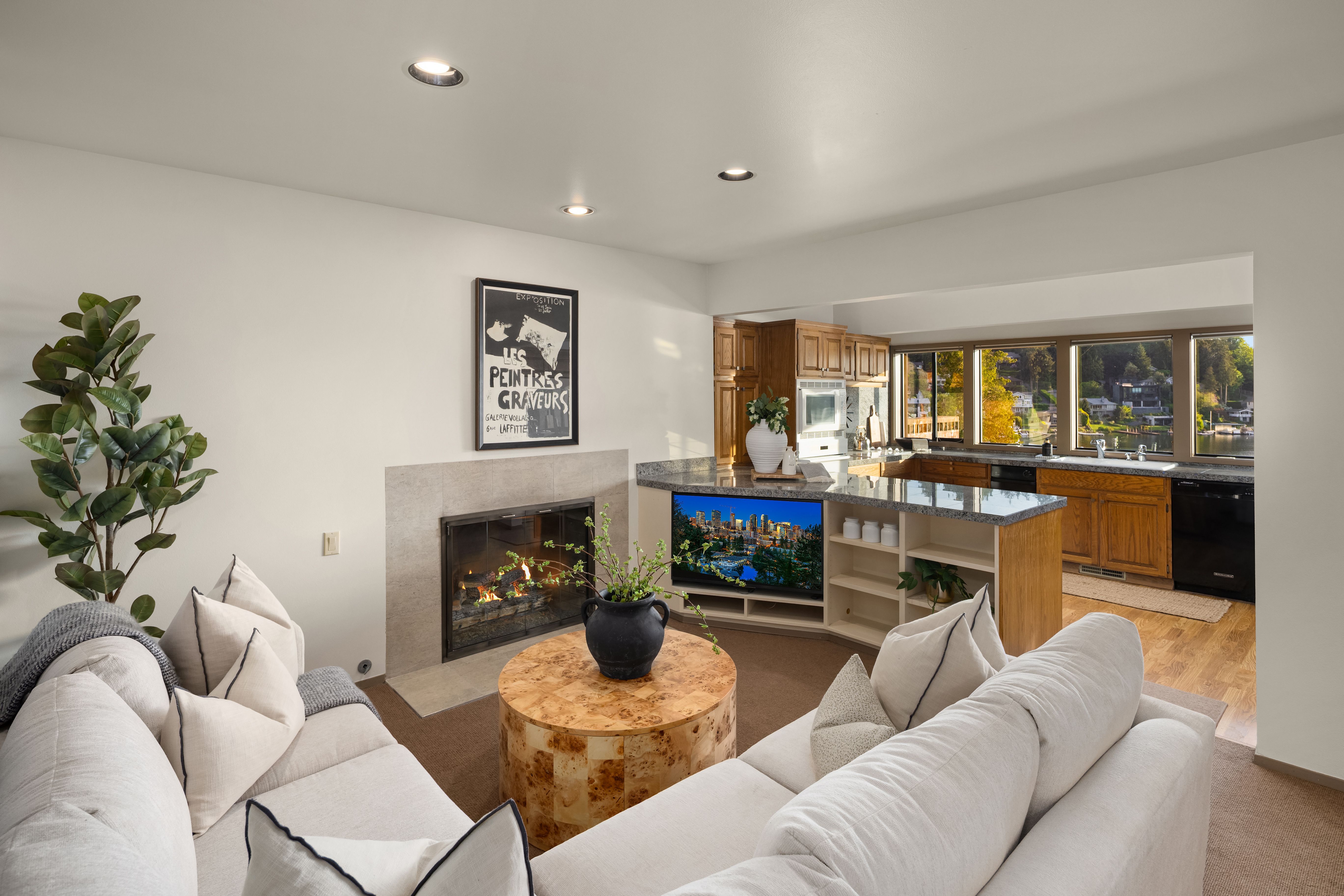 9903 Lake Washington Blvd NE #201