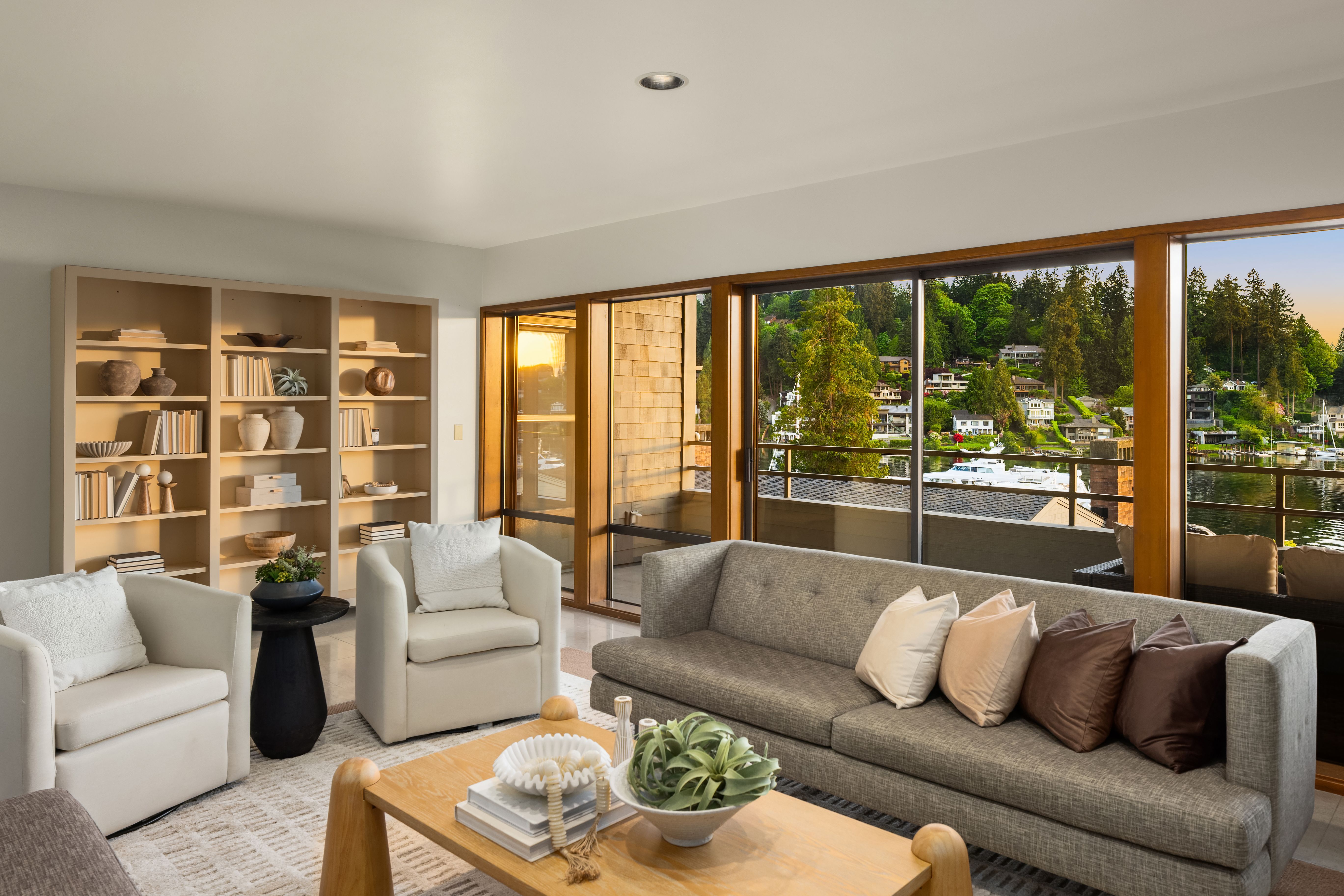 9903 Lake Washington Blvd NE #201