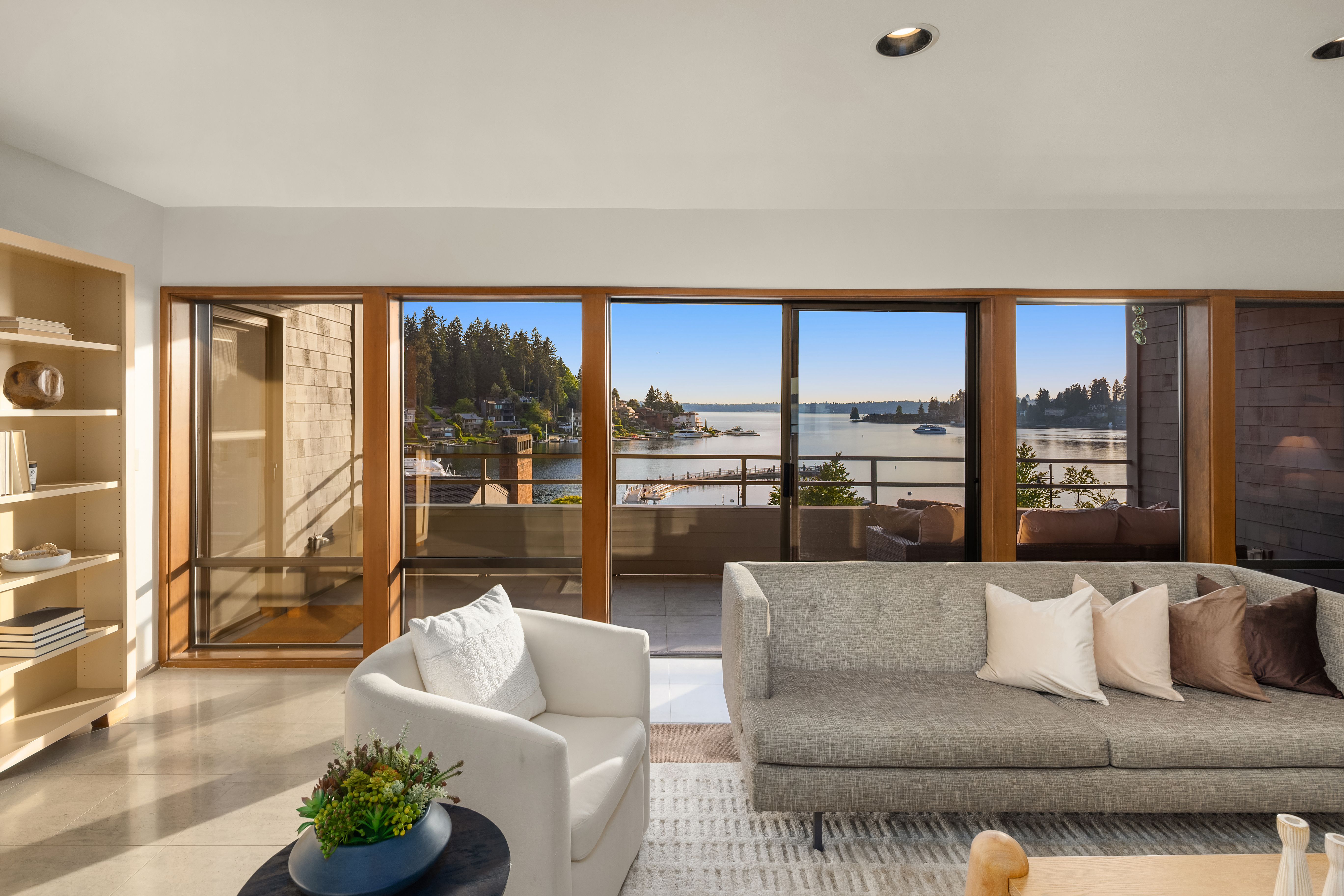 9903 Lake Washington Blvd NE #201