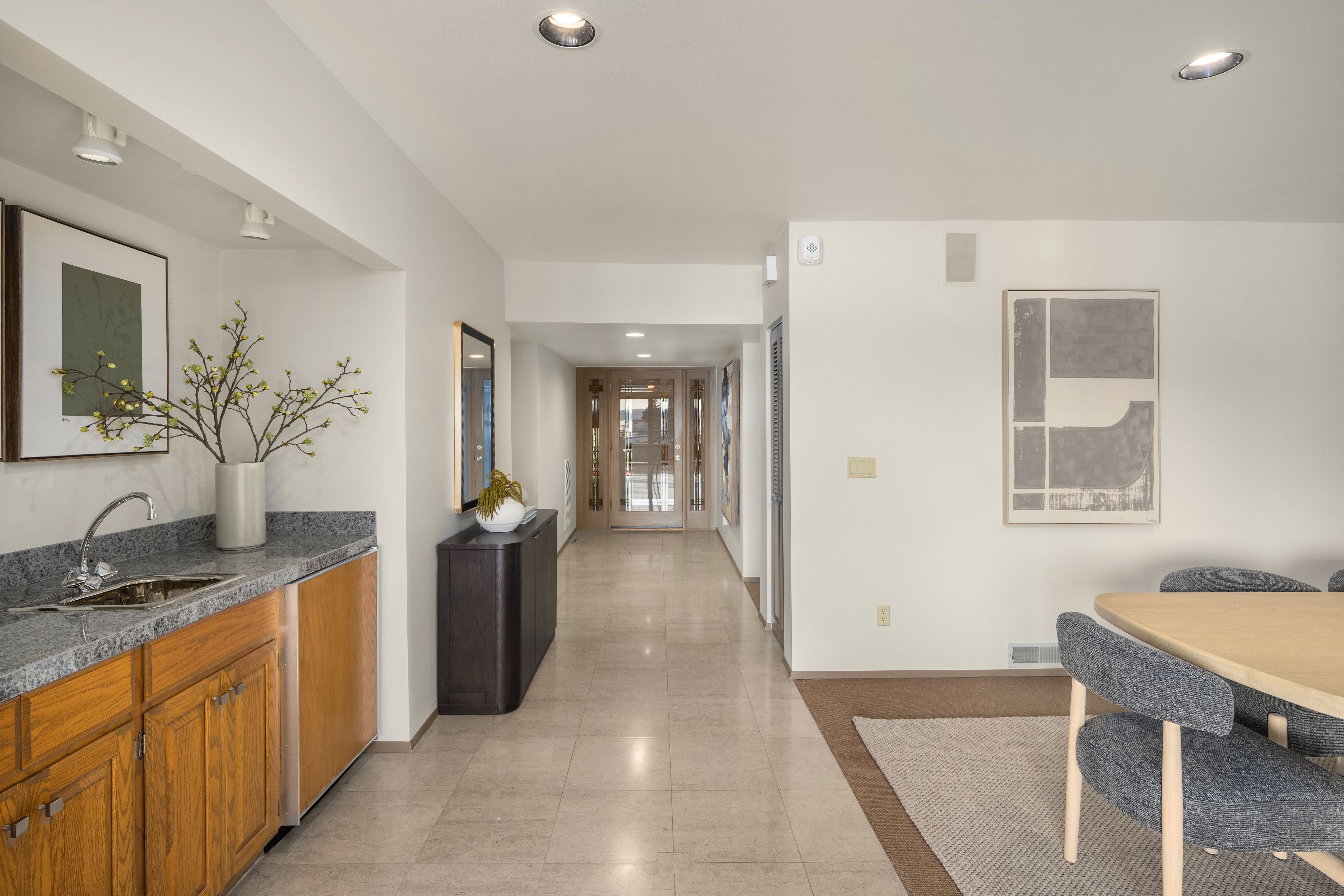 9903 Lake Washington Blvd NE #201