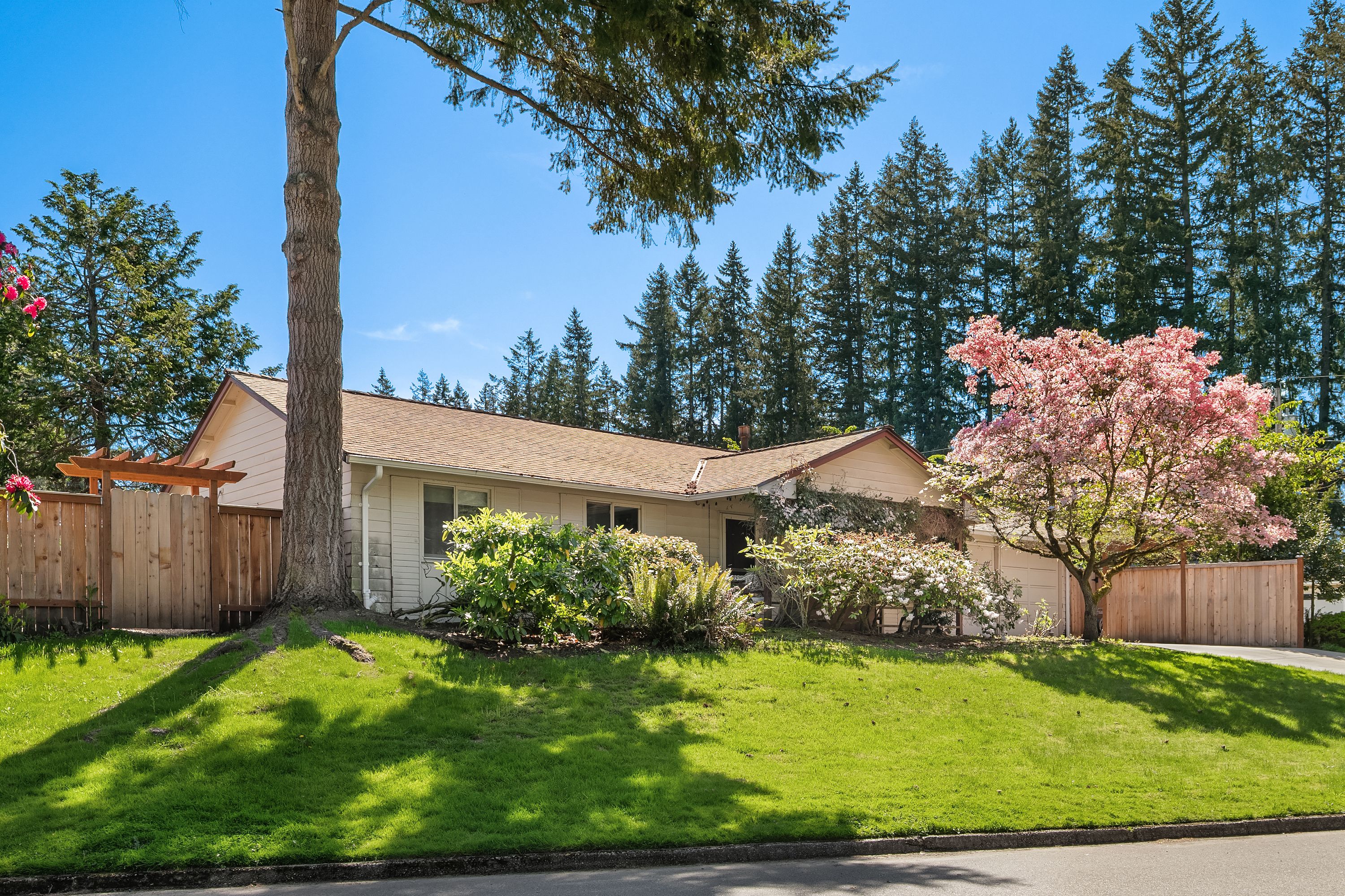 1260 168th Ave NE 