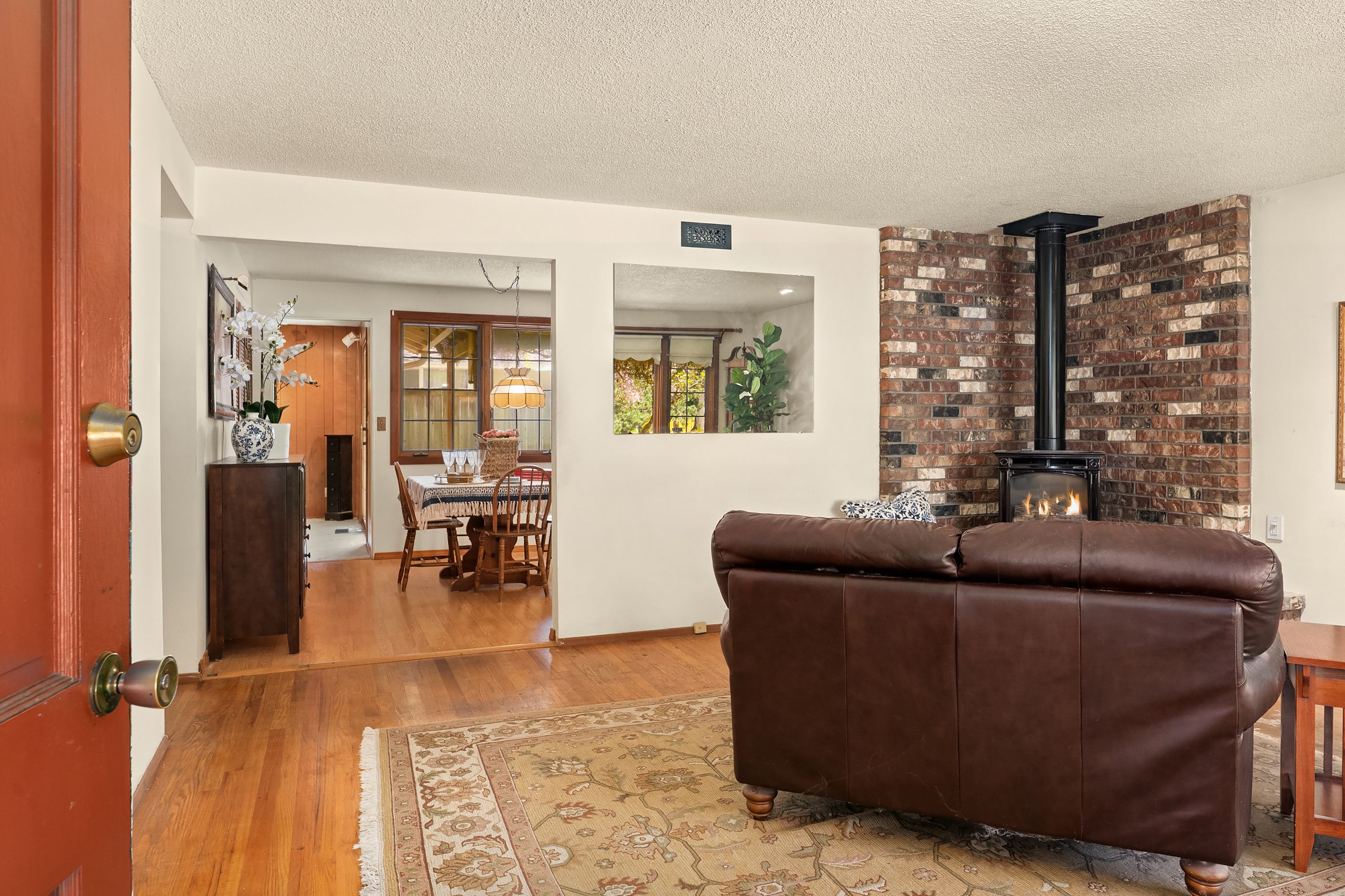 1260 168th Ave NE 