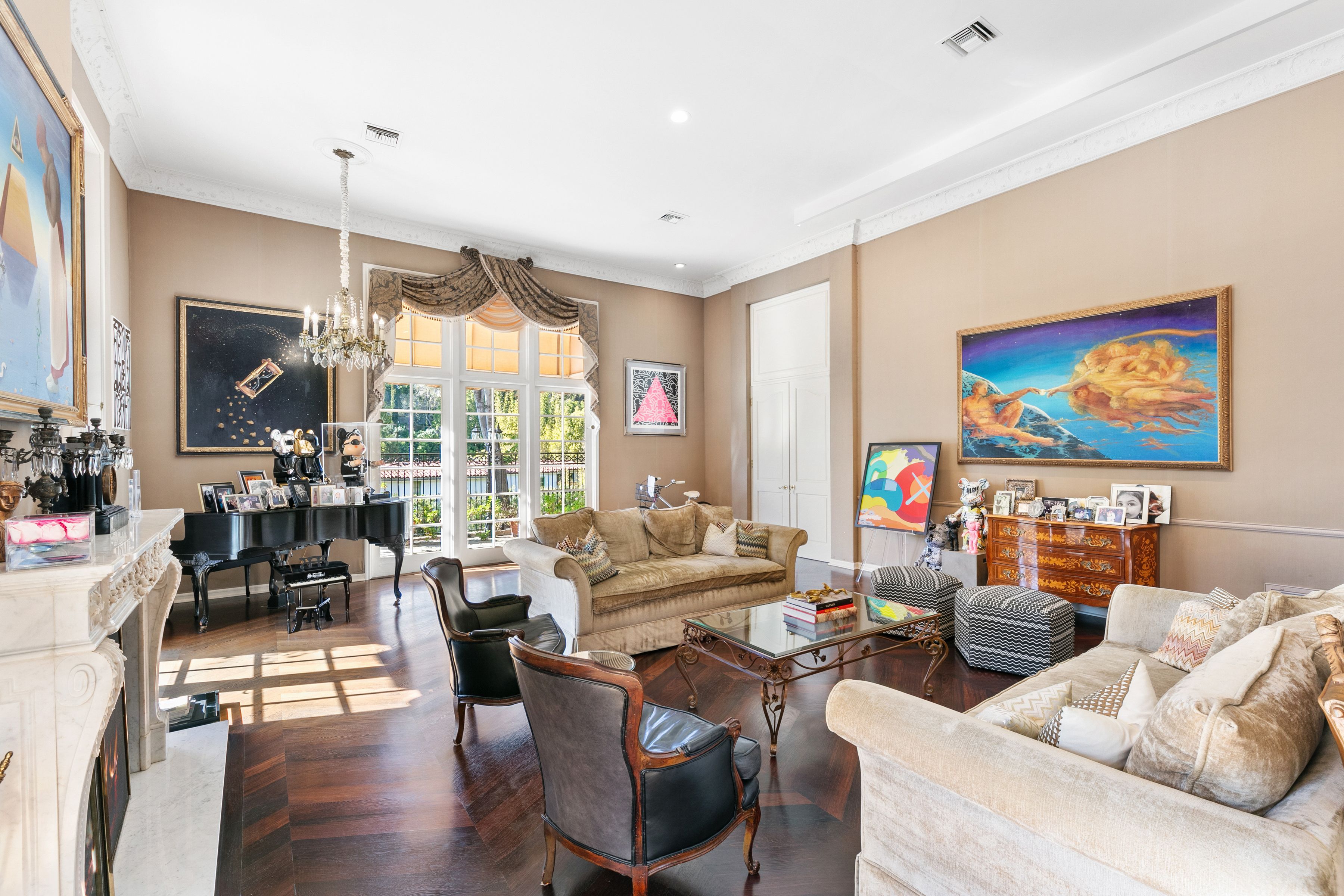 1118 San Ysidro Drive 