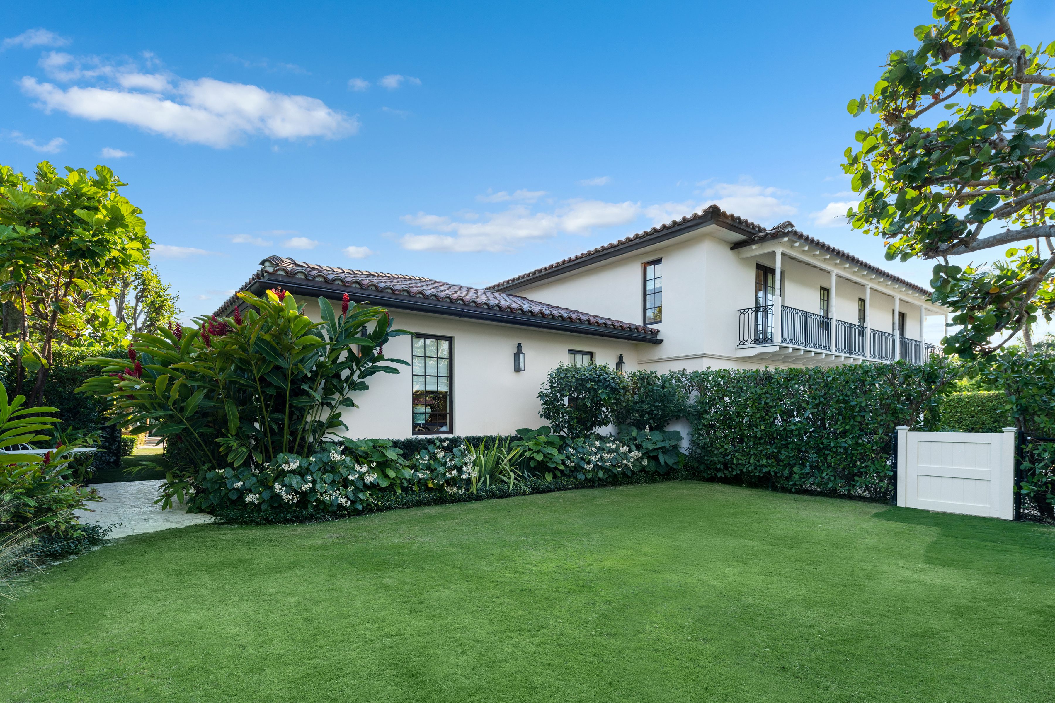 218 List Road