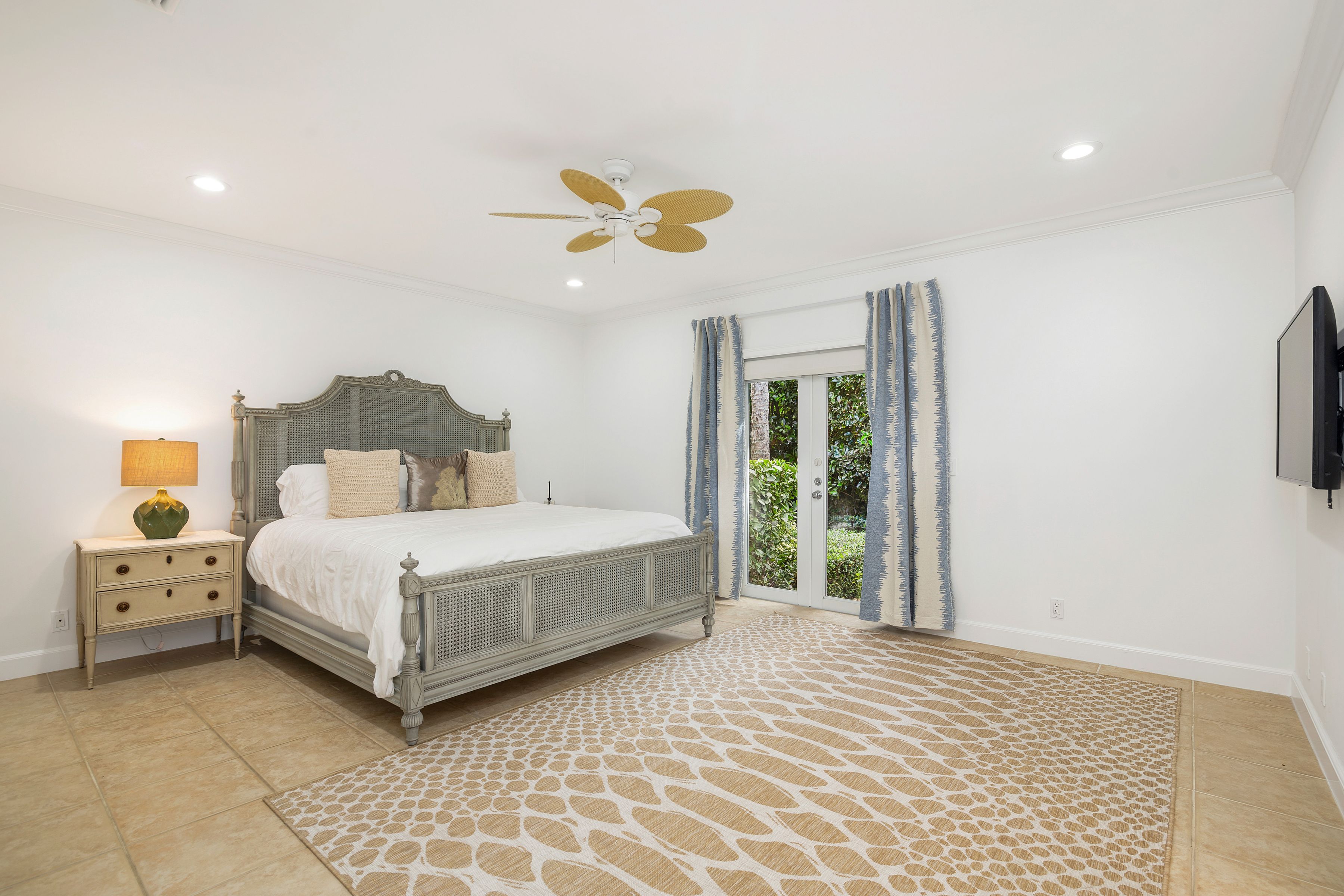 230 Osceola Way 