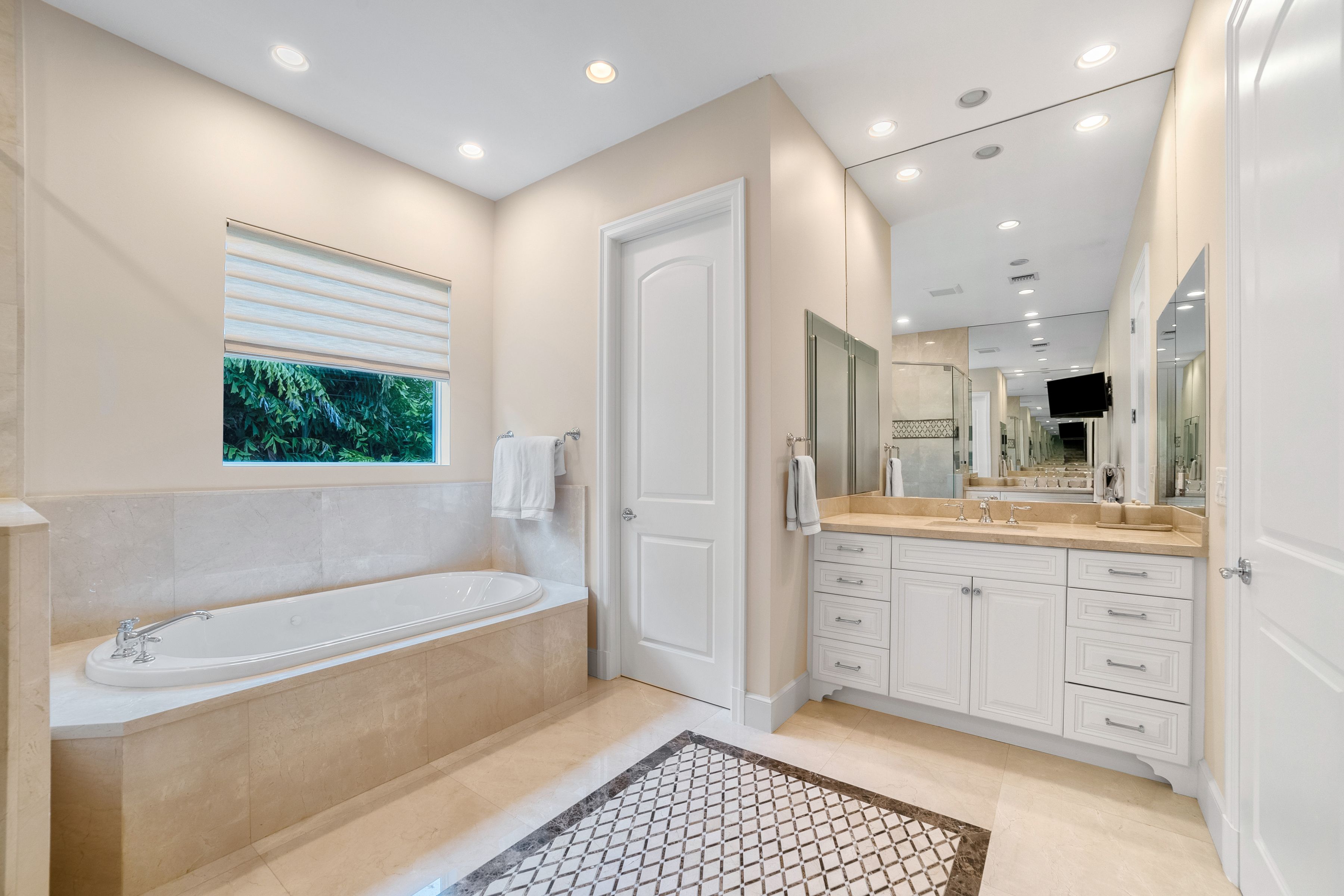 229 Edmor Road
