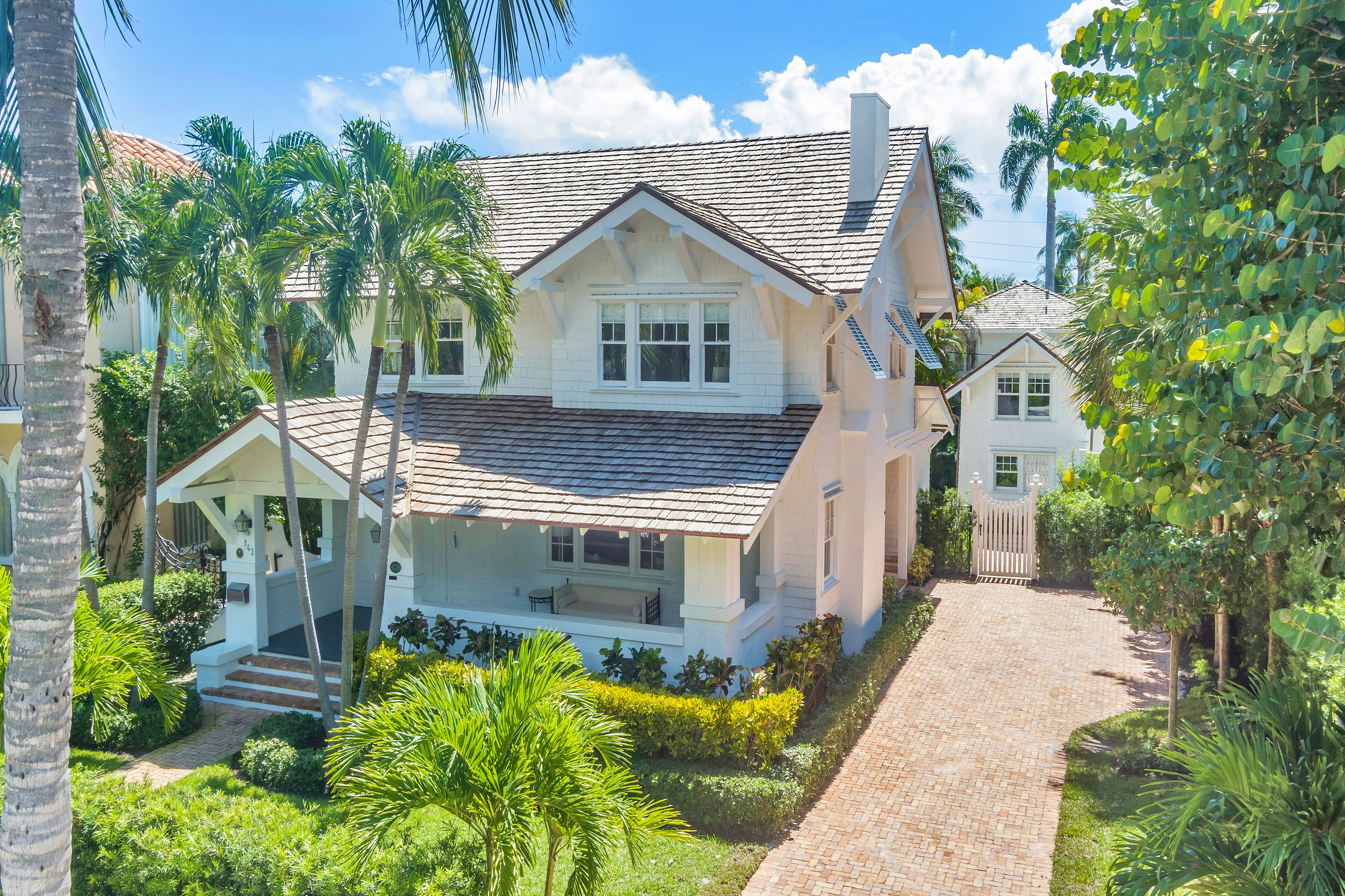 142 Seabreeze Avenue