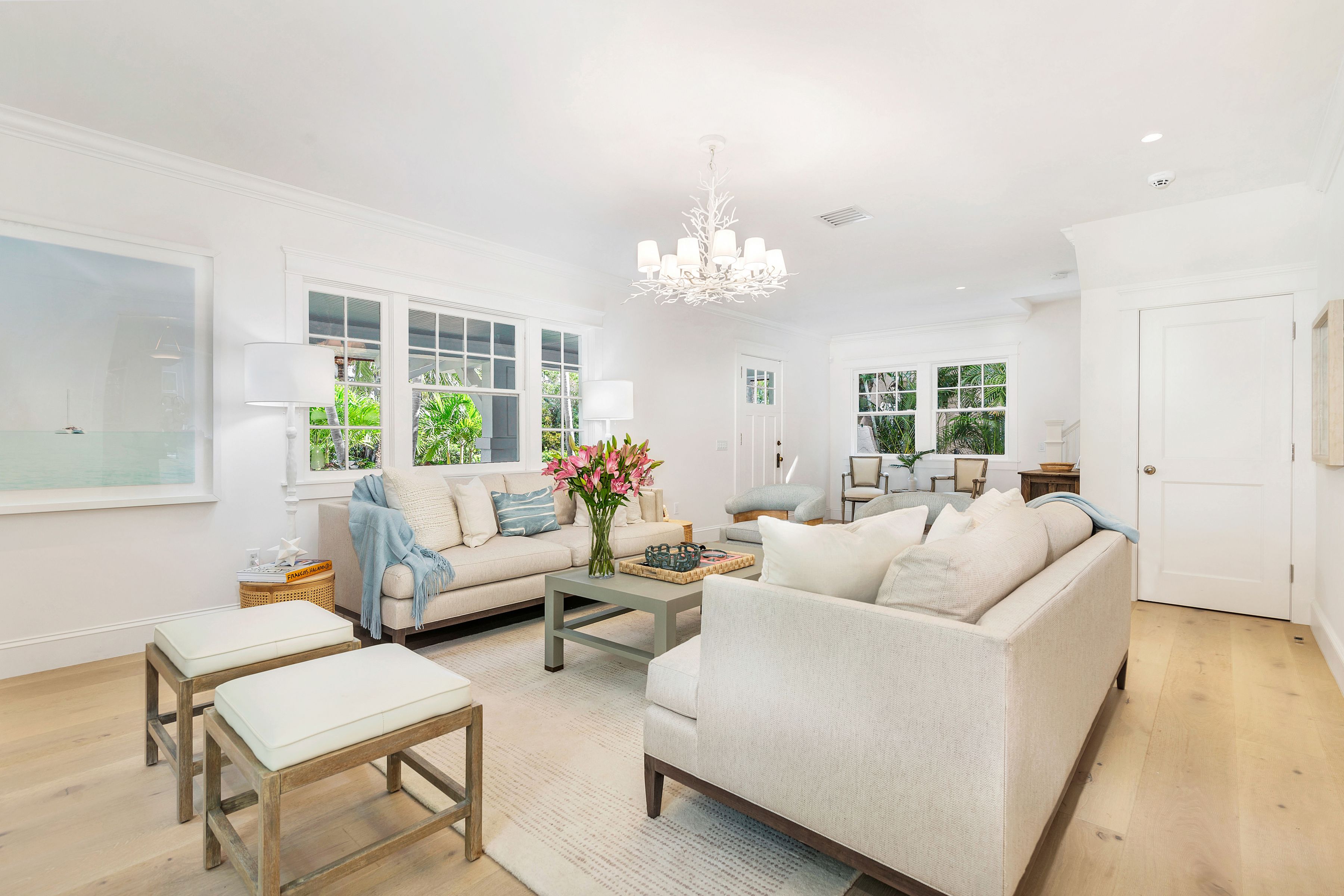 142 Seabreeze Avenue