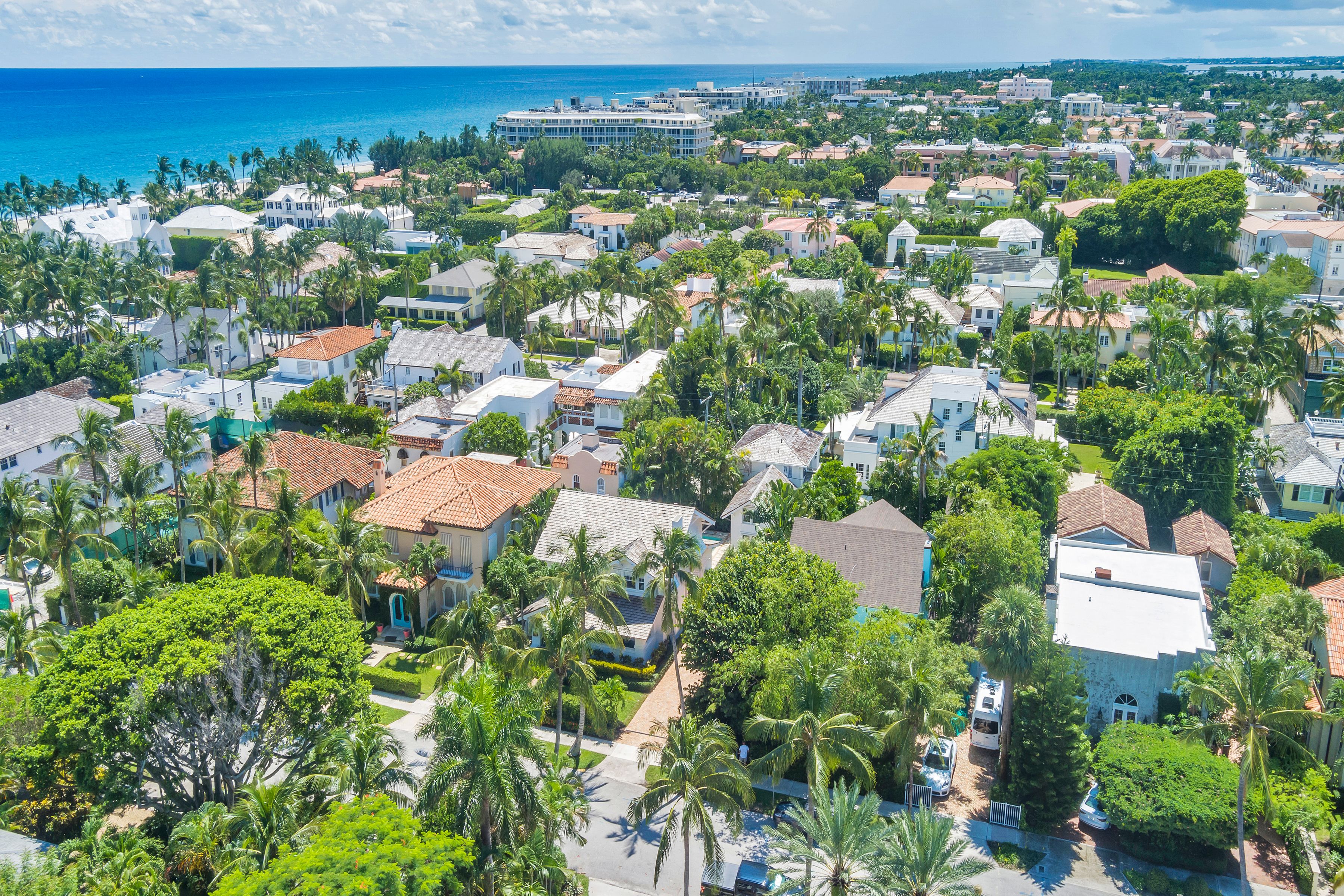 142 Seabreeze Avenue