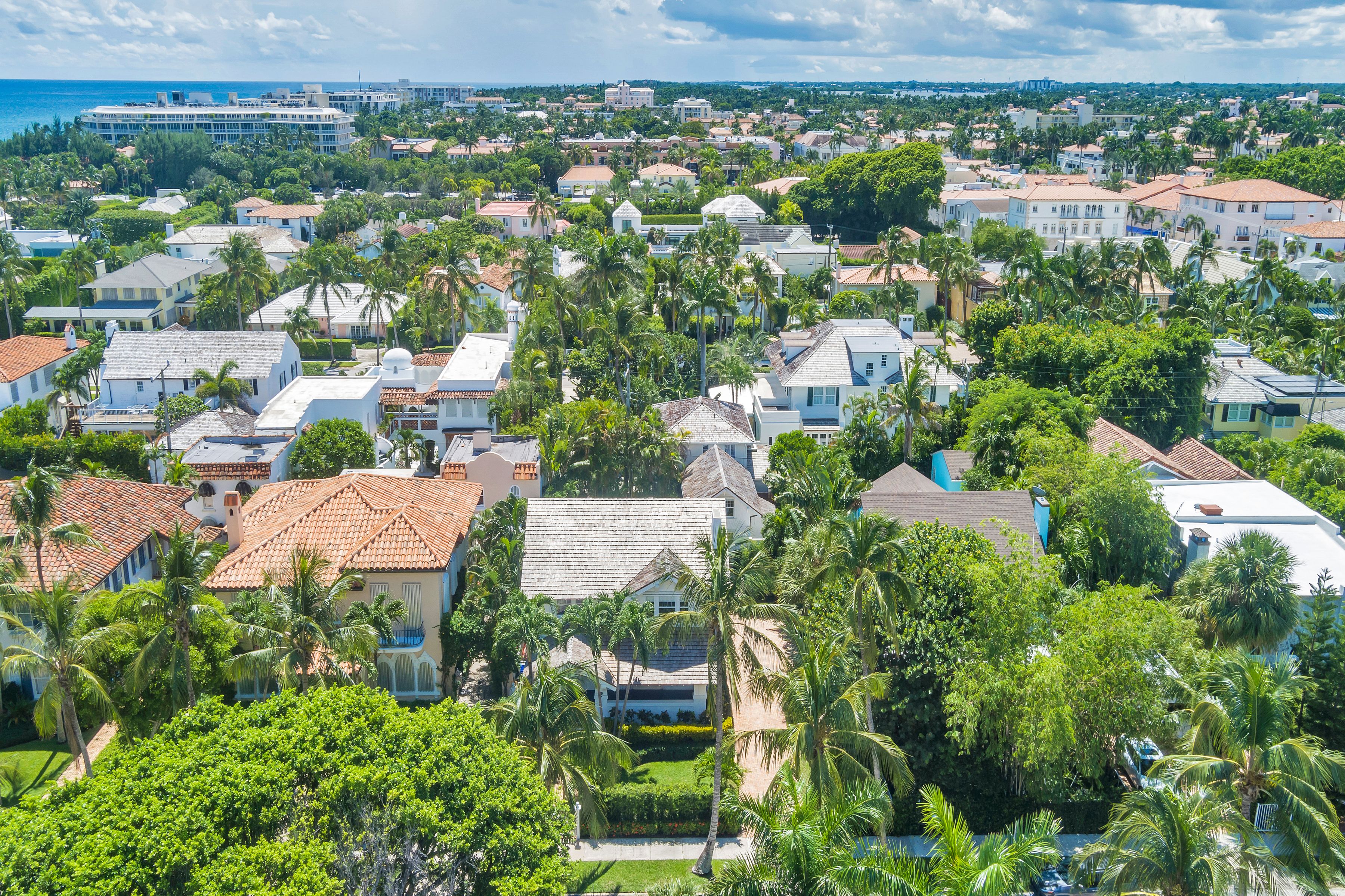 142 Seabreeze Avenue