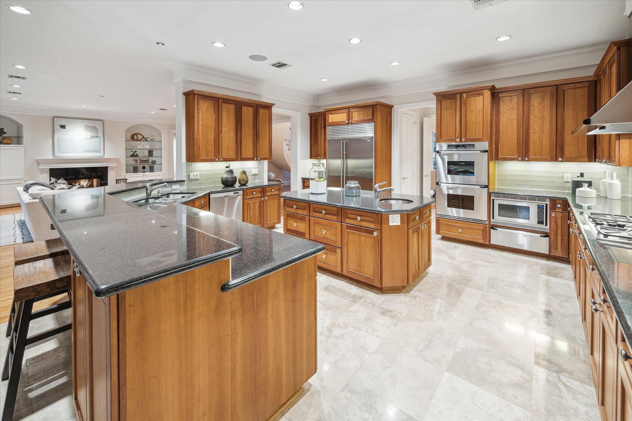 10235 Pineland Drive