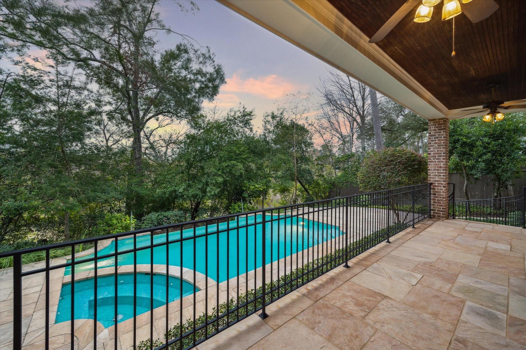 10235 Pineland Drive