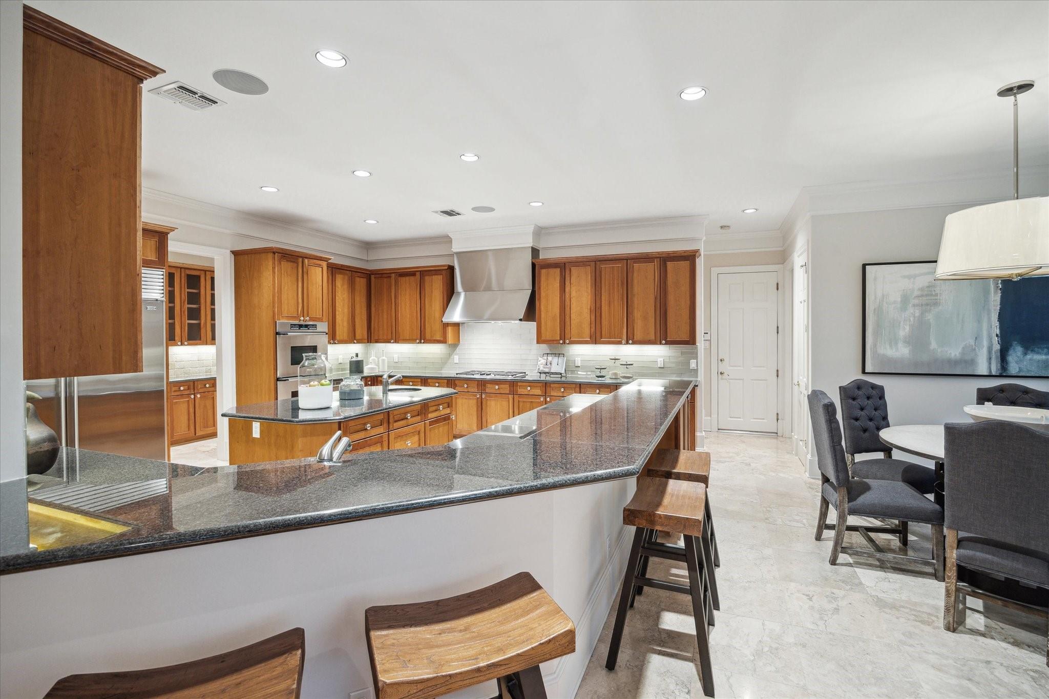 10235 Pineland Drive