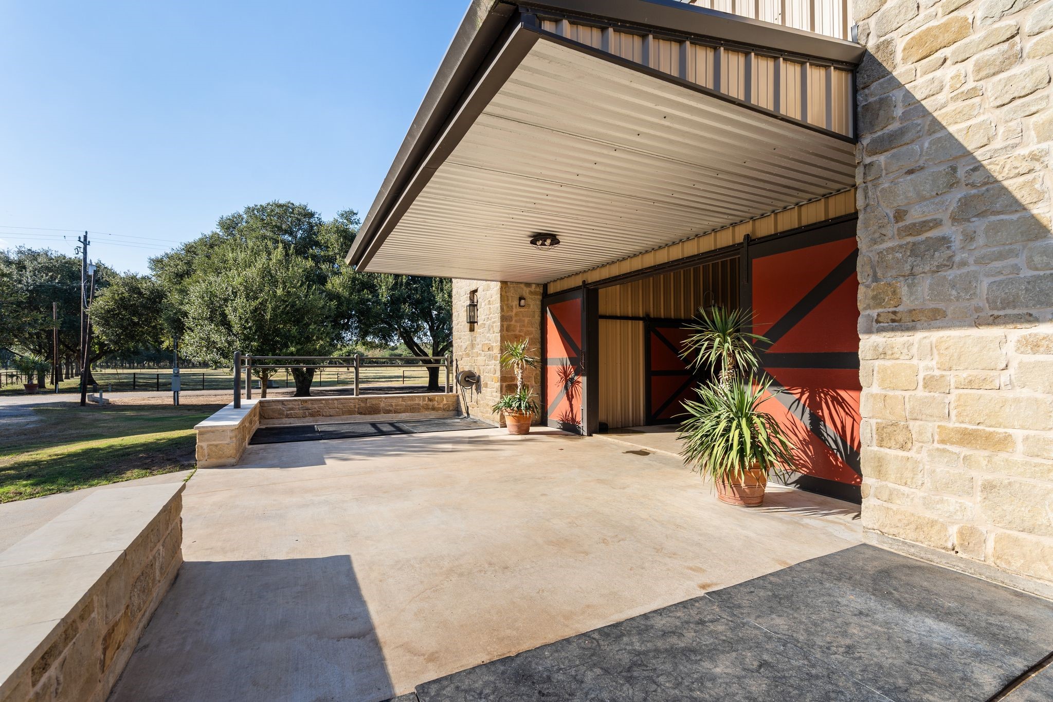 3401 Pueblo Viejo Lane, Sealy, TX