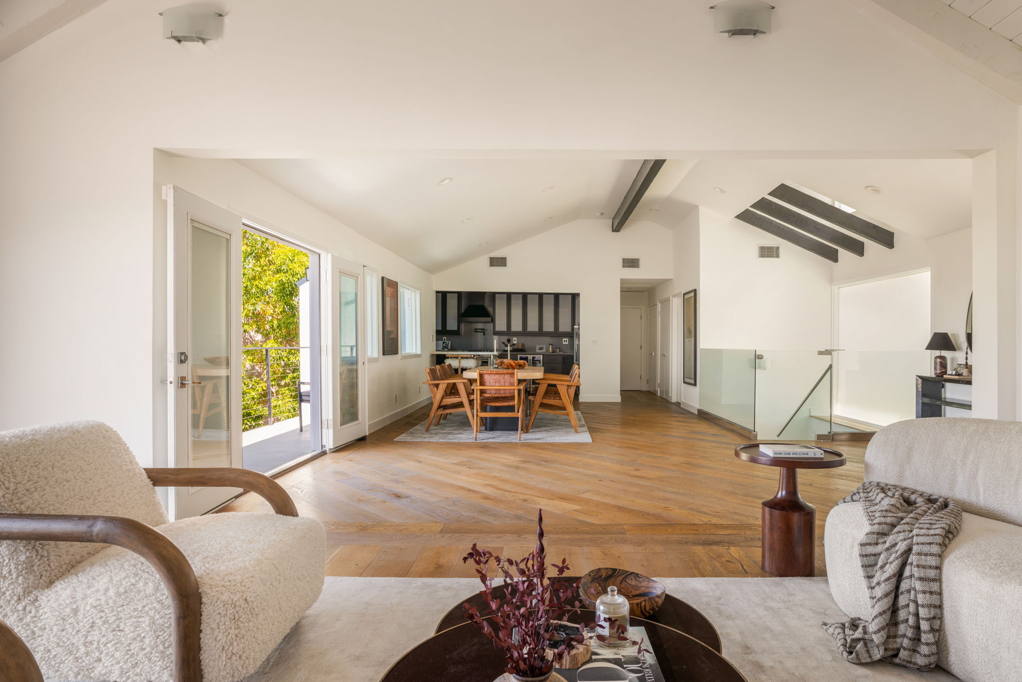 3701 Multiview Drive 