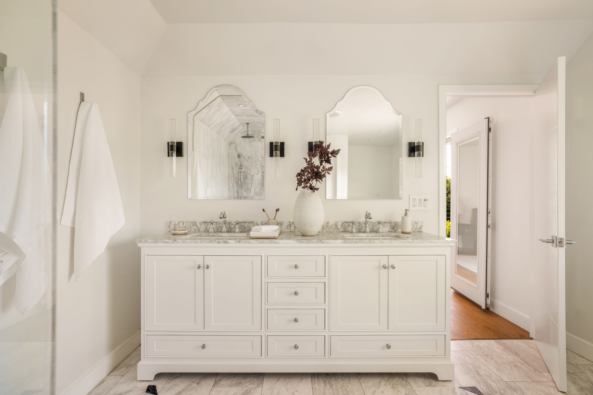 3701 Multiview Drive 