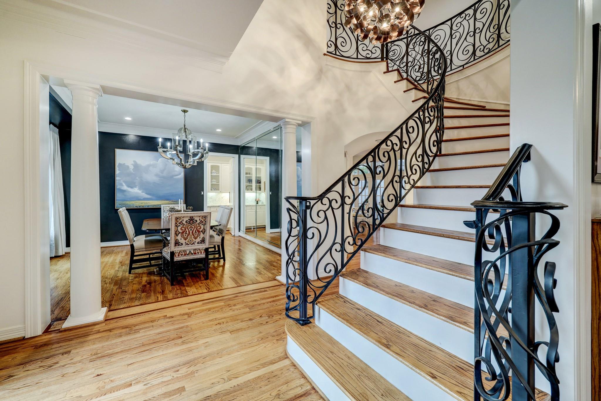 8 Exbury Way