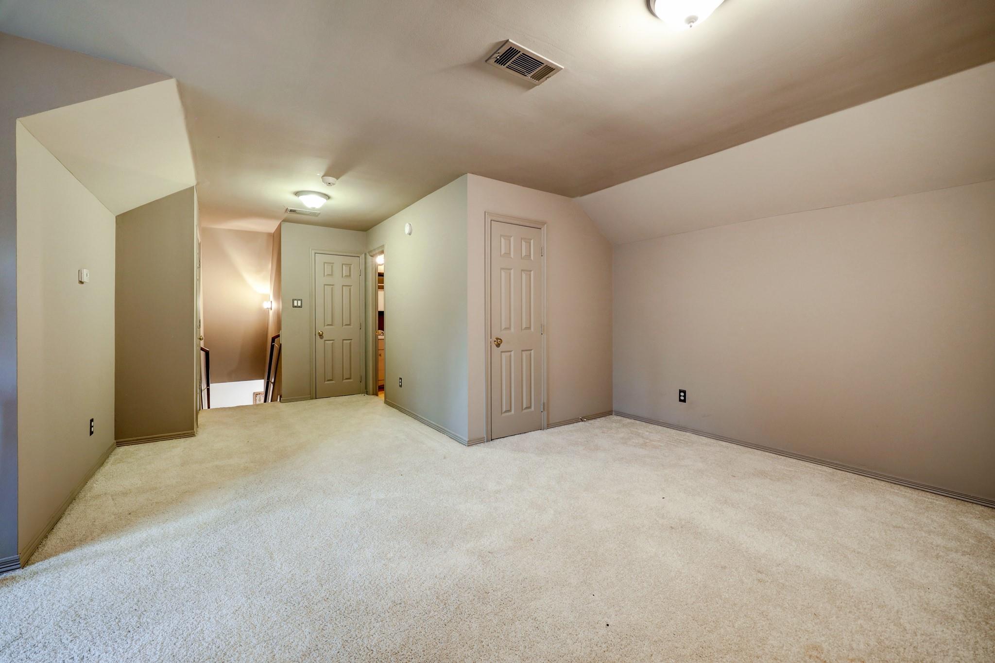8 Exbury Way