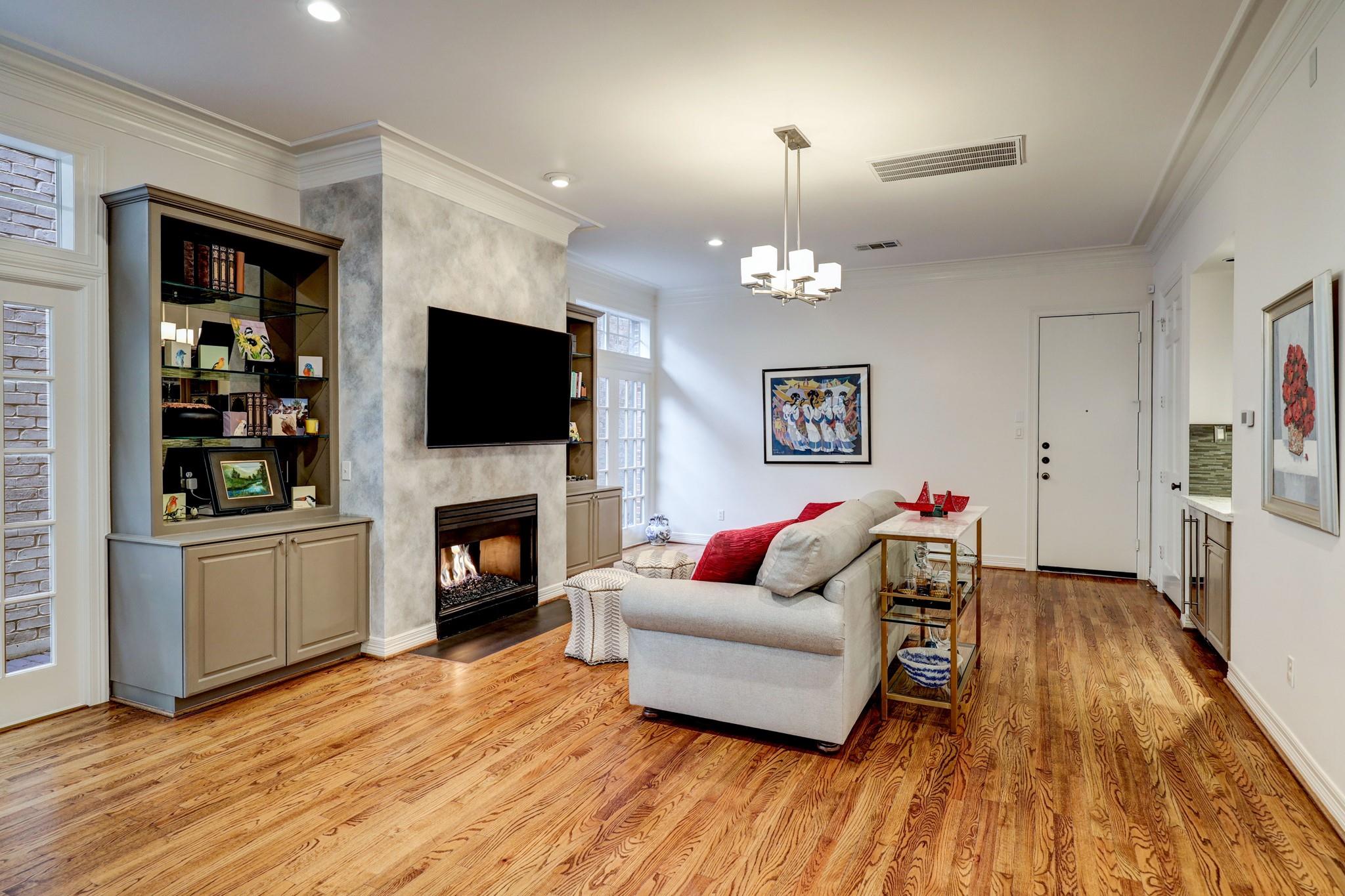 8 Exbury Way