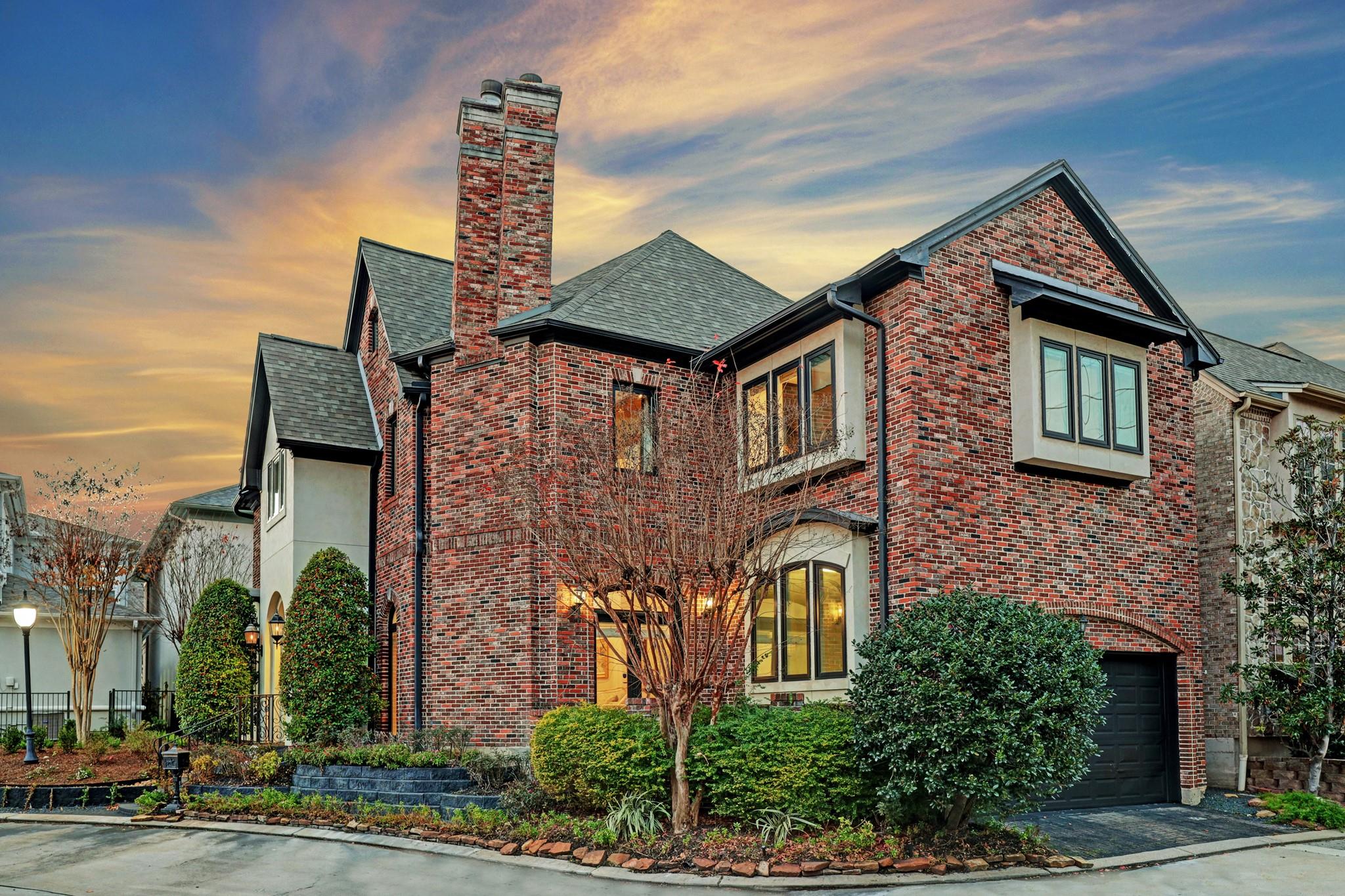 8 Exbury Way