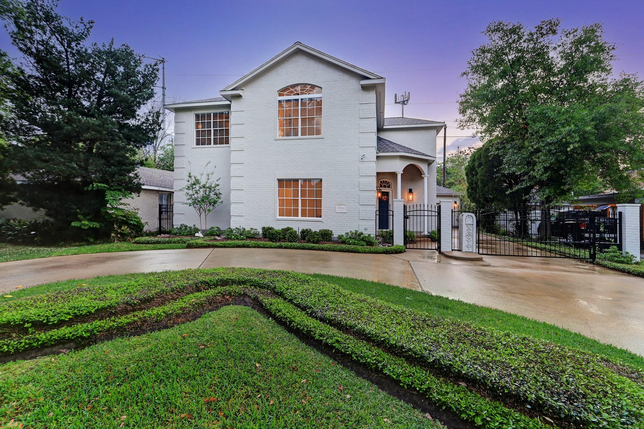 2314 Suffolk Drive