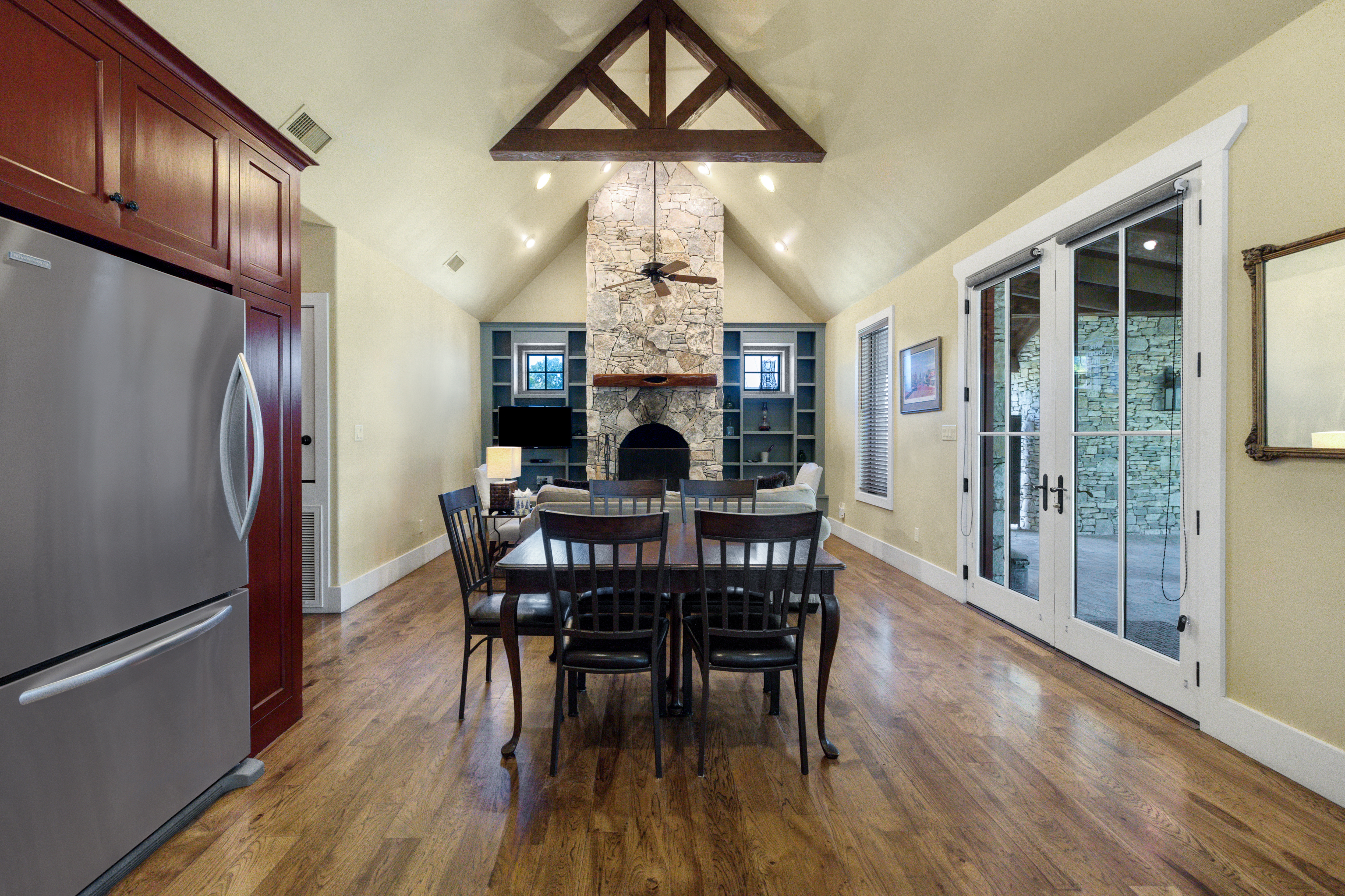 18059 Farm to Market Road 1826 