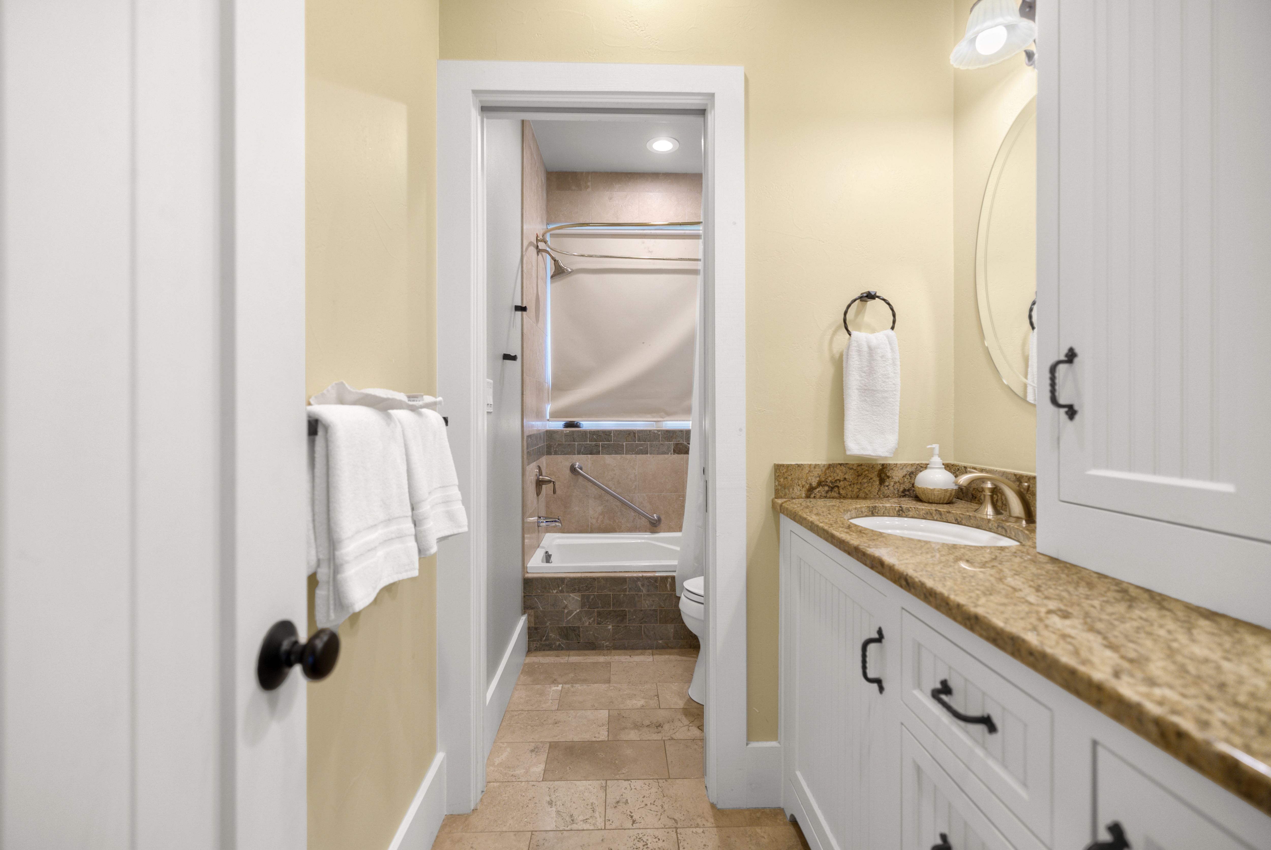 18059 Farm to Market Road 1826 