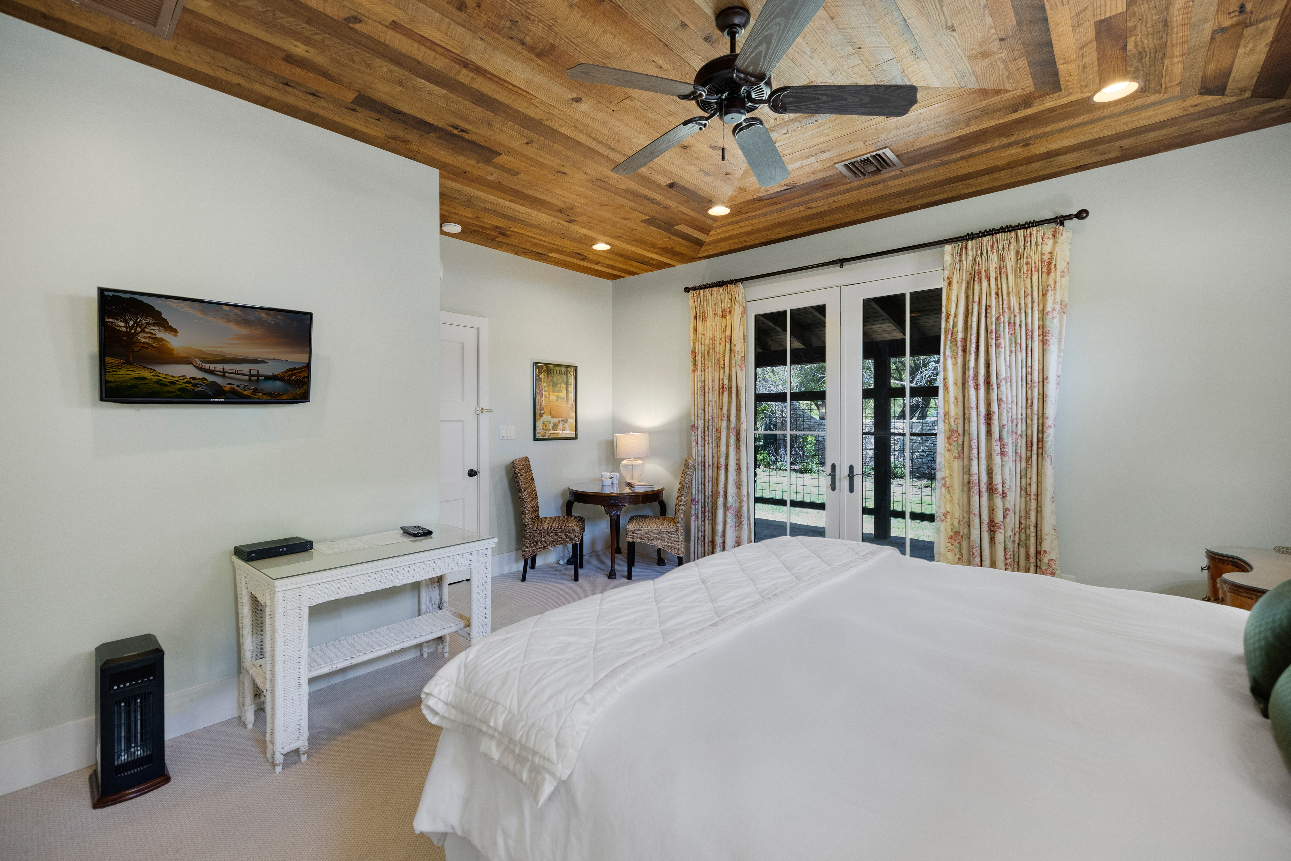 18059 Farm to Market Road 1826 