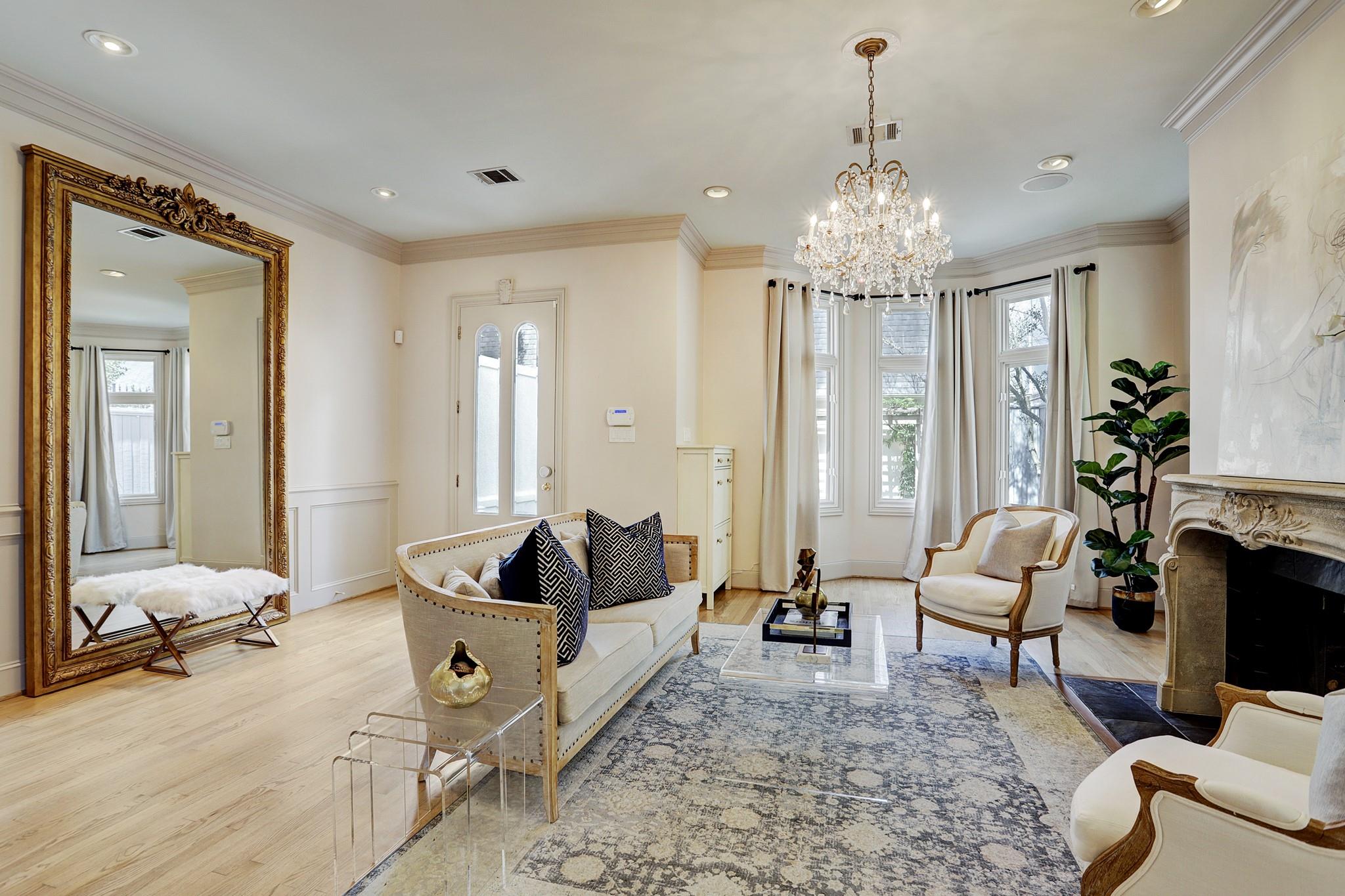 2523 Westgate Drive