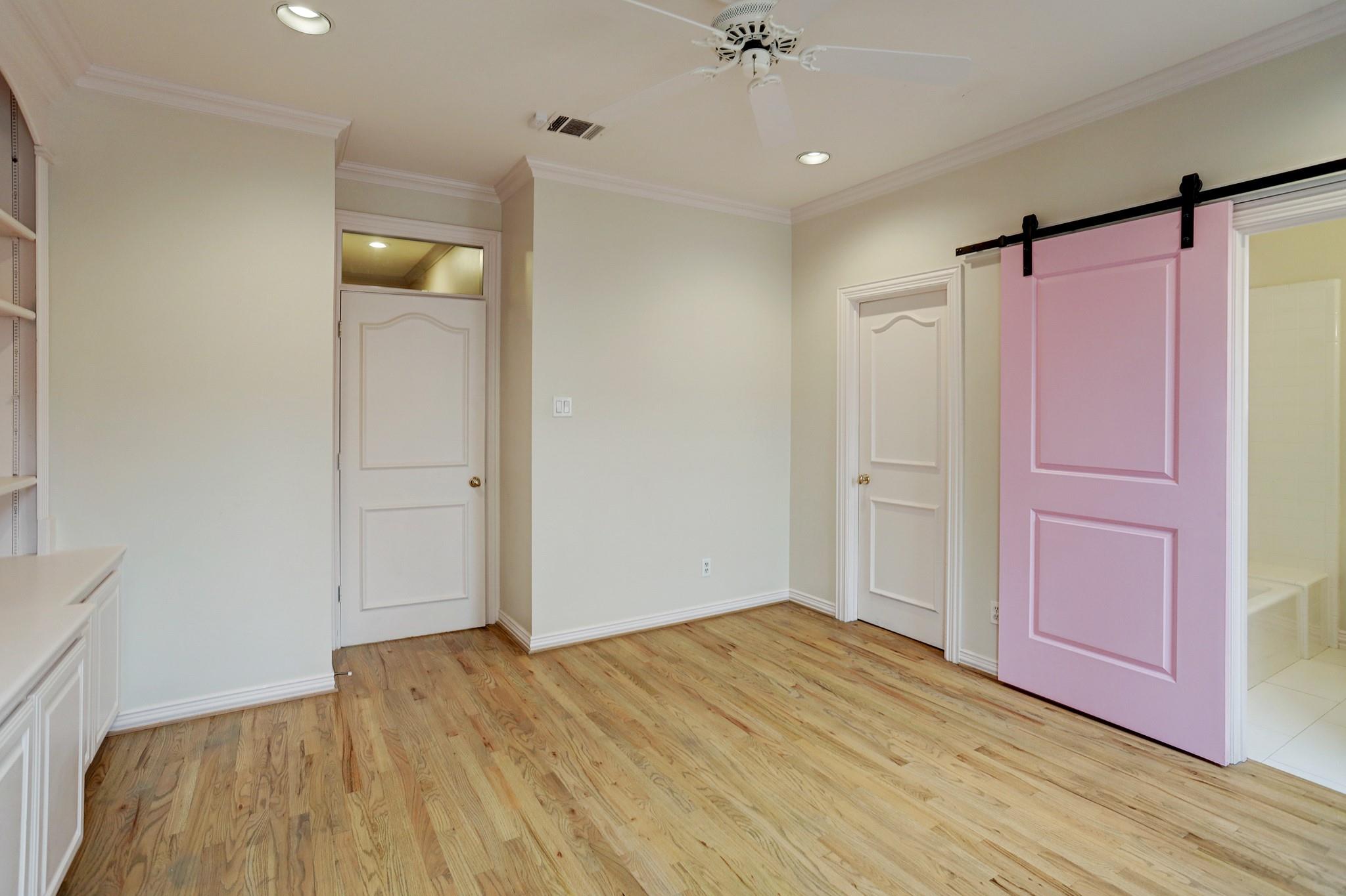 2523 Westgate Drive