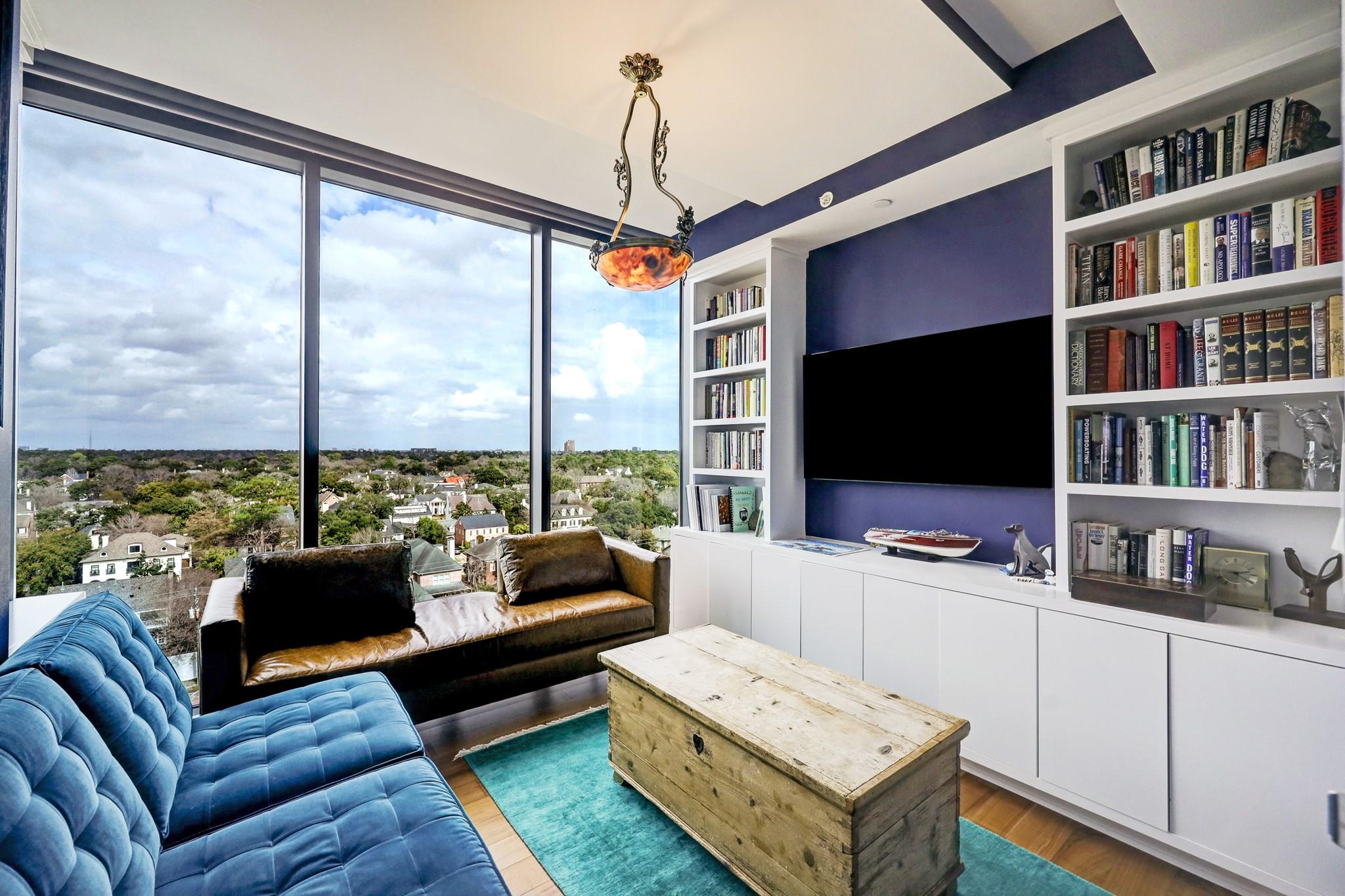 3433 Westheimer Road #803