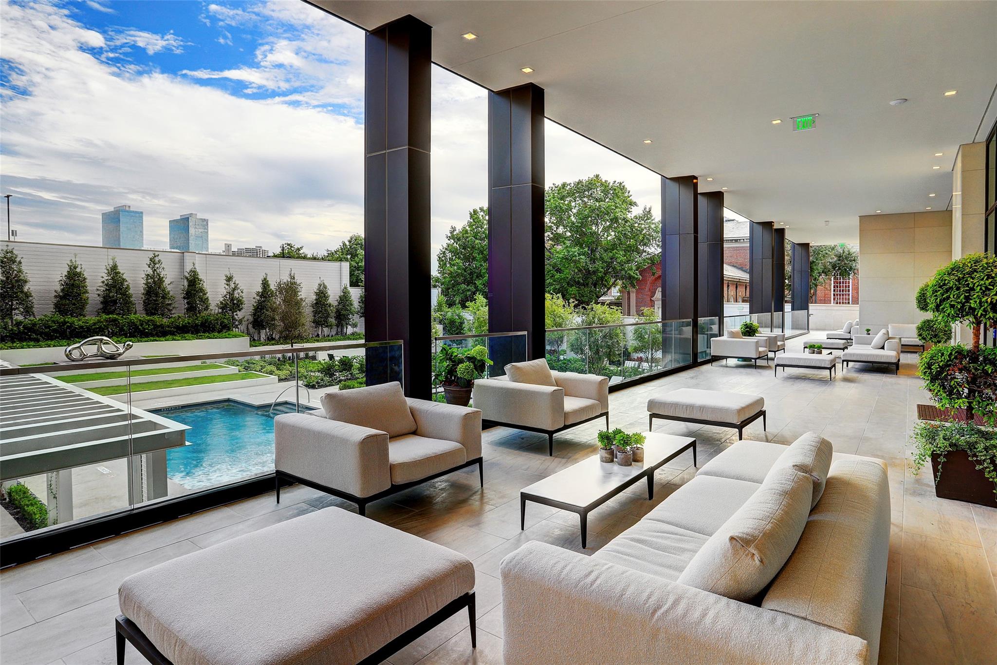 3433 Westheimer Road #803